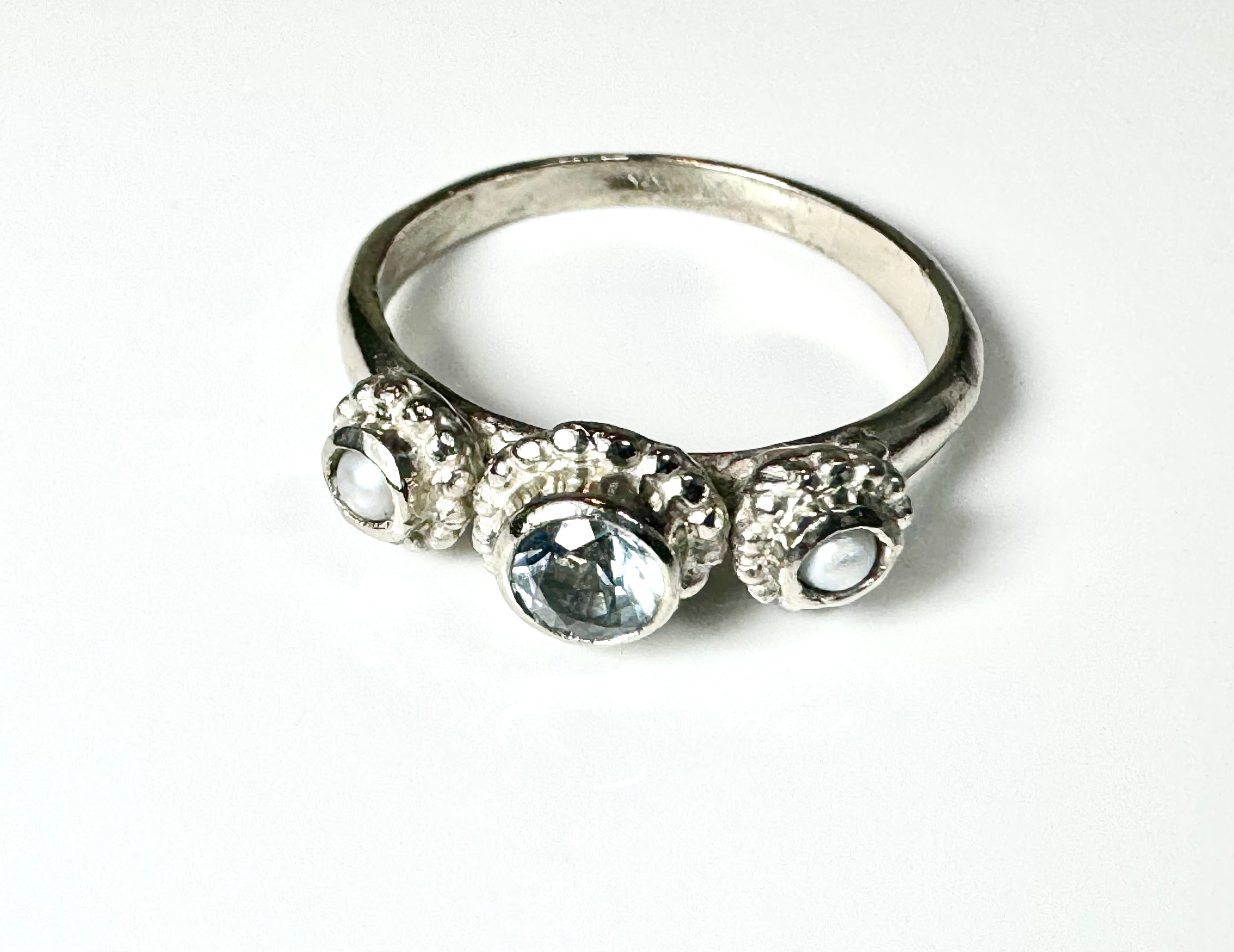 Aquamarine & Pearl Ring