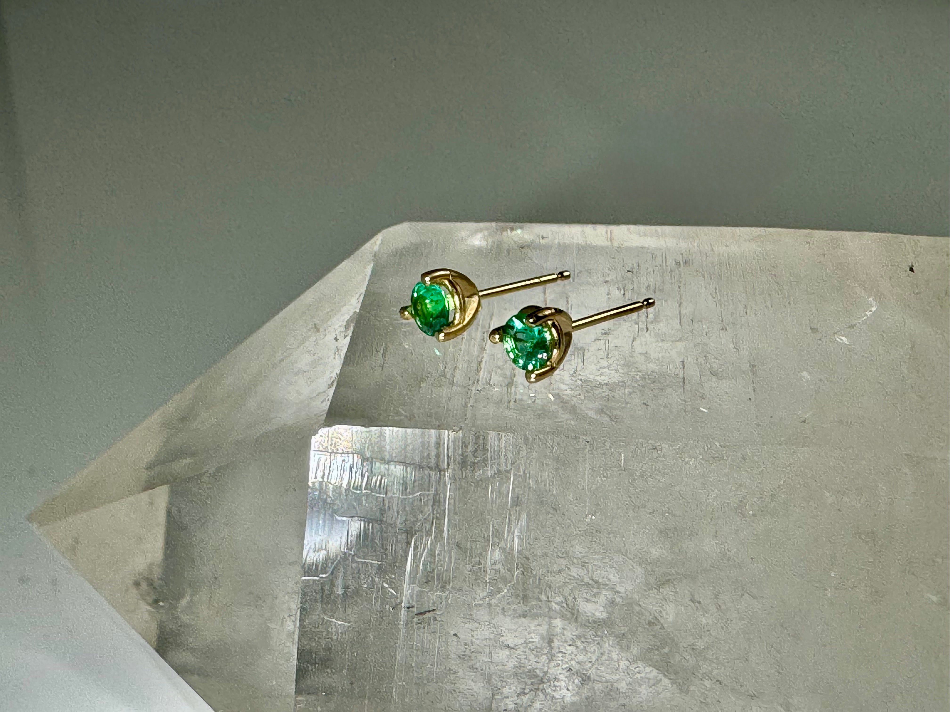 Emerald 3 Prong 14k Studs