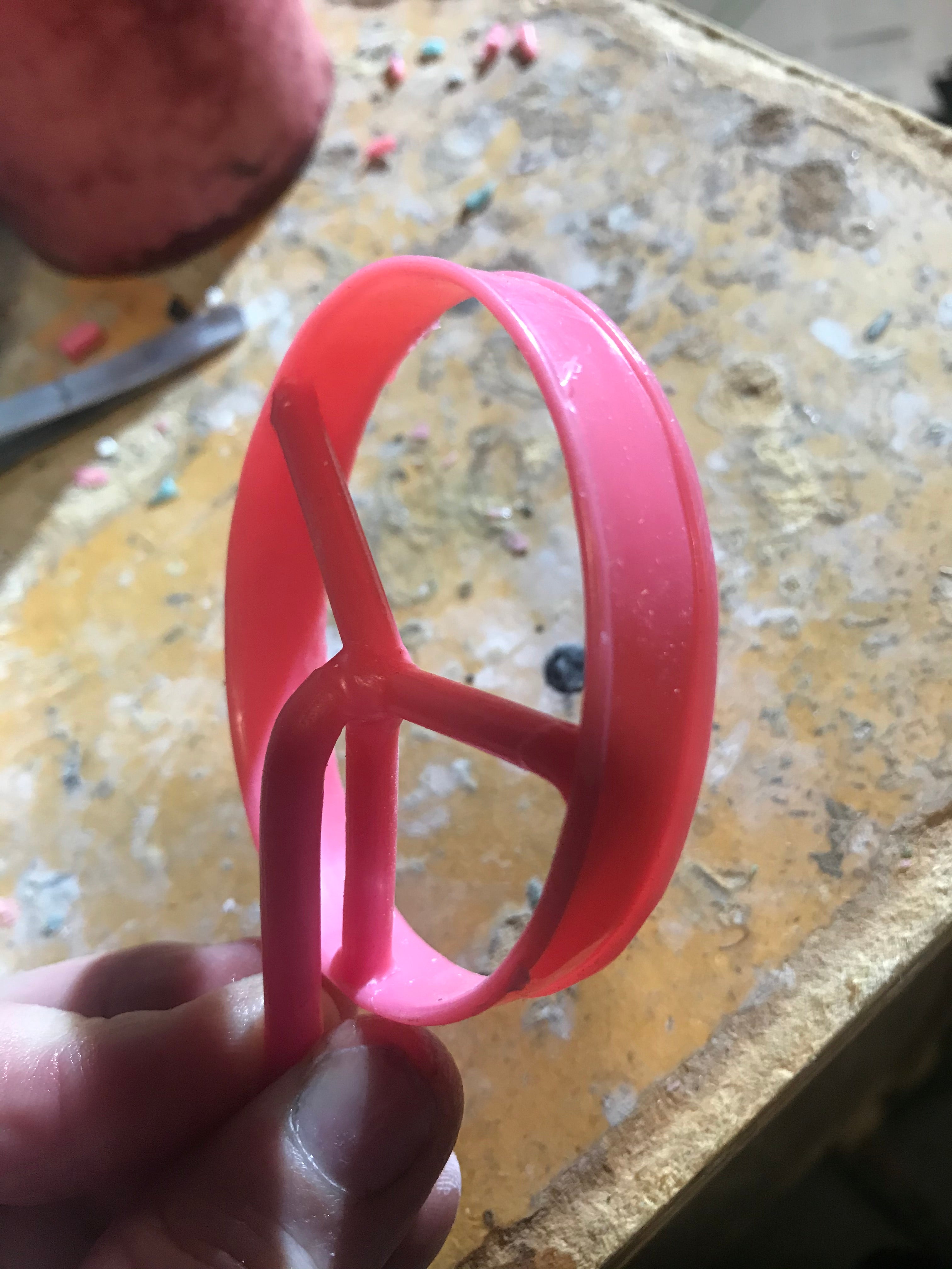 Heart Diamond 18k Bangle