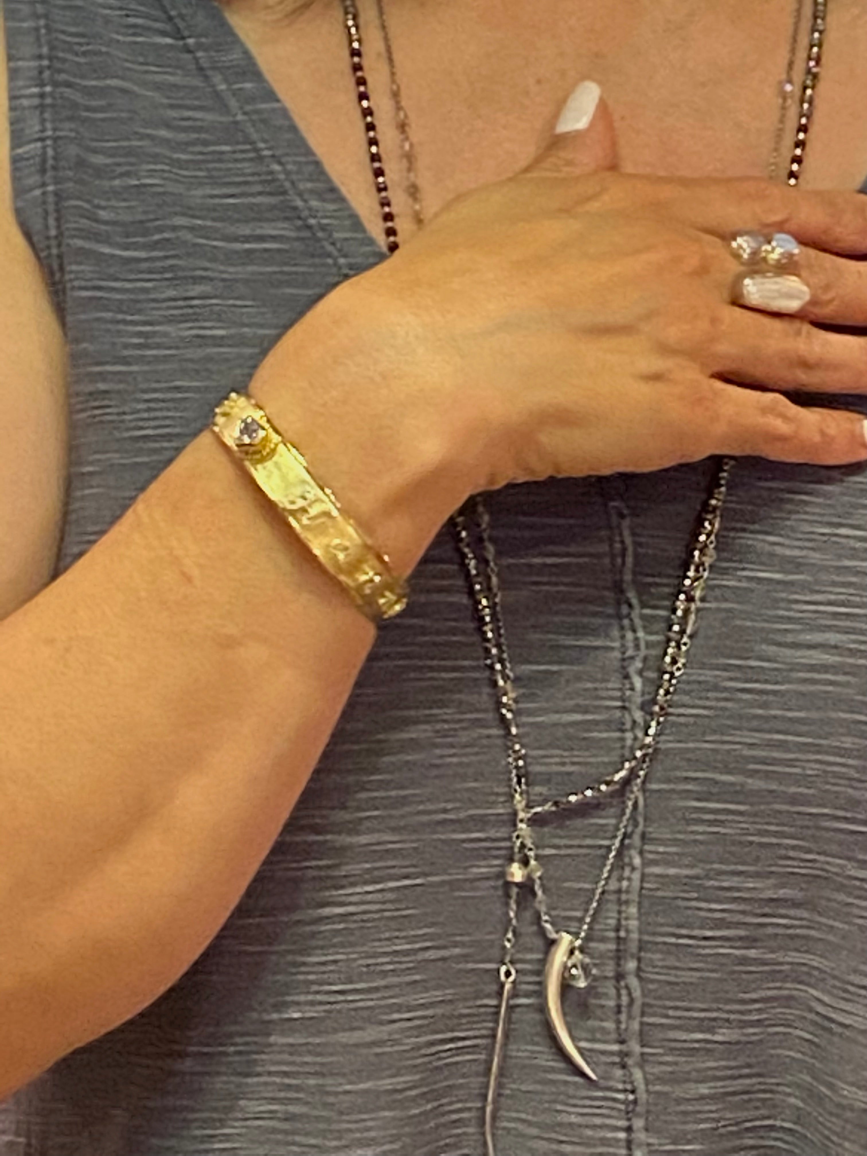 Heart Diamond 18k Bangle