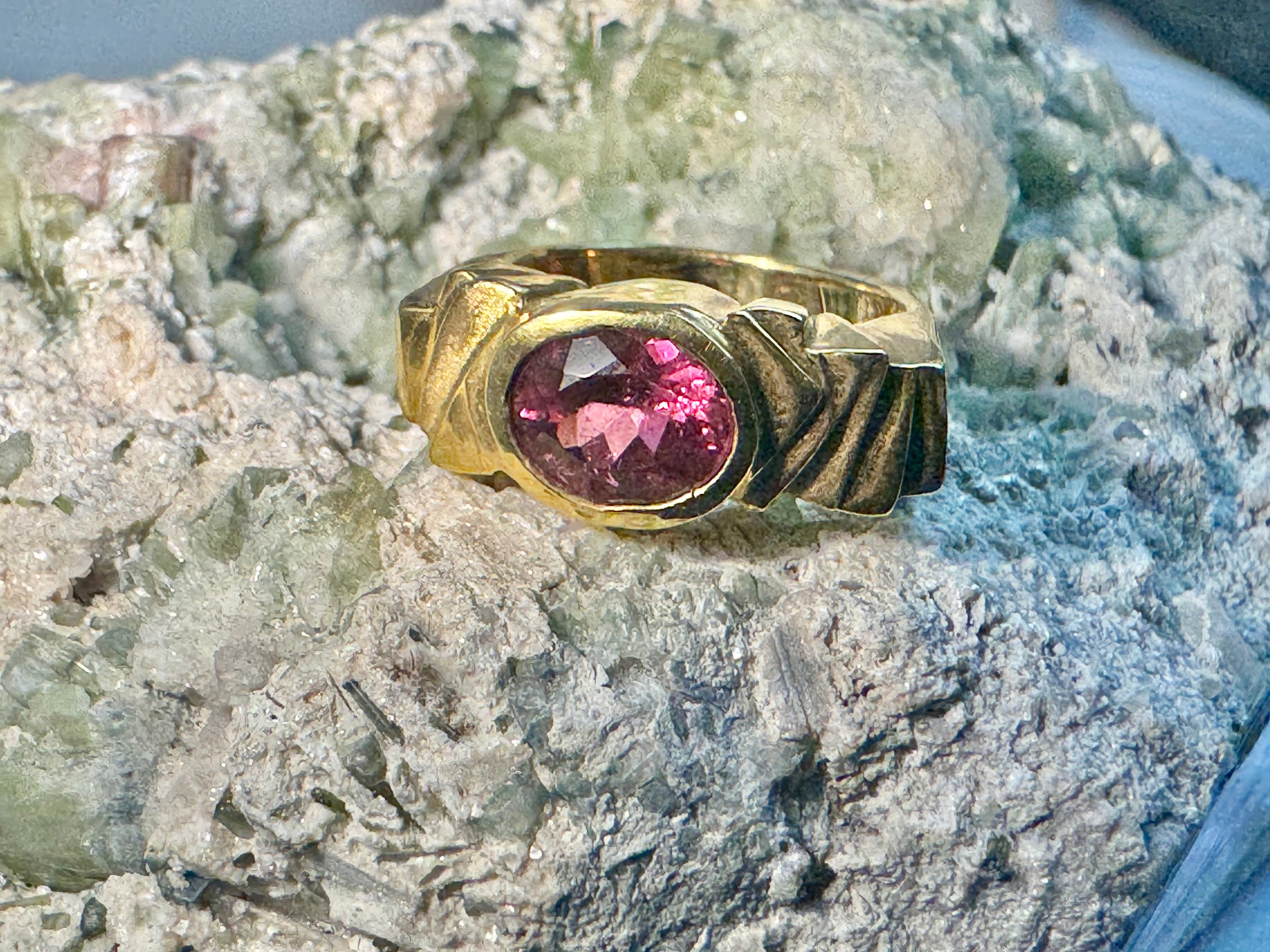 Pink Tourmaline 18k Step Ring
