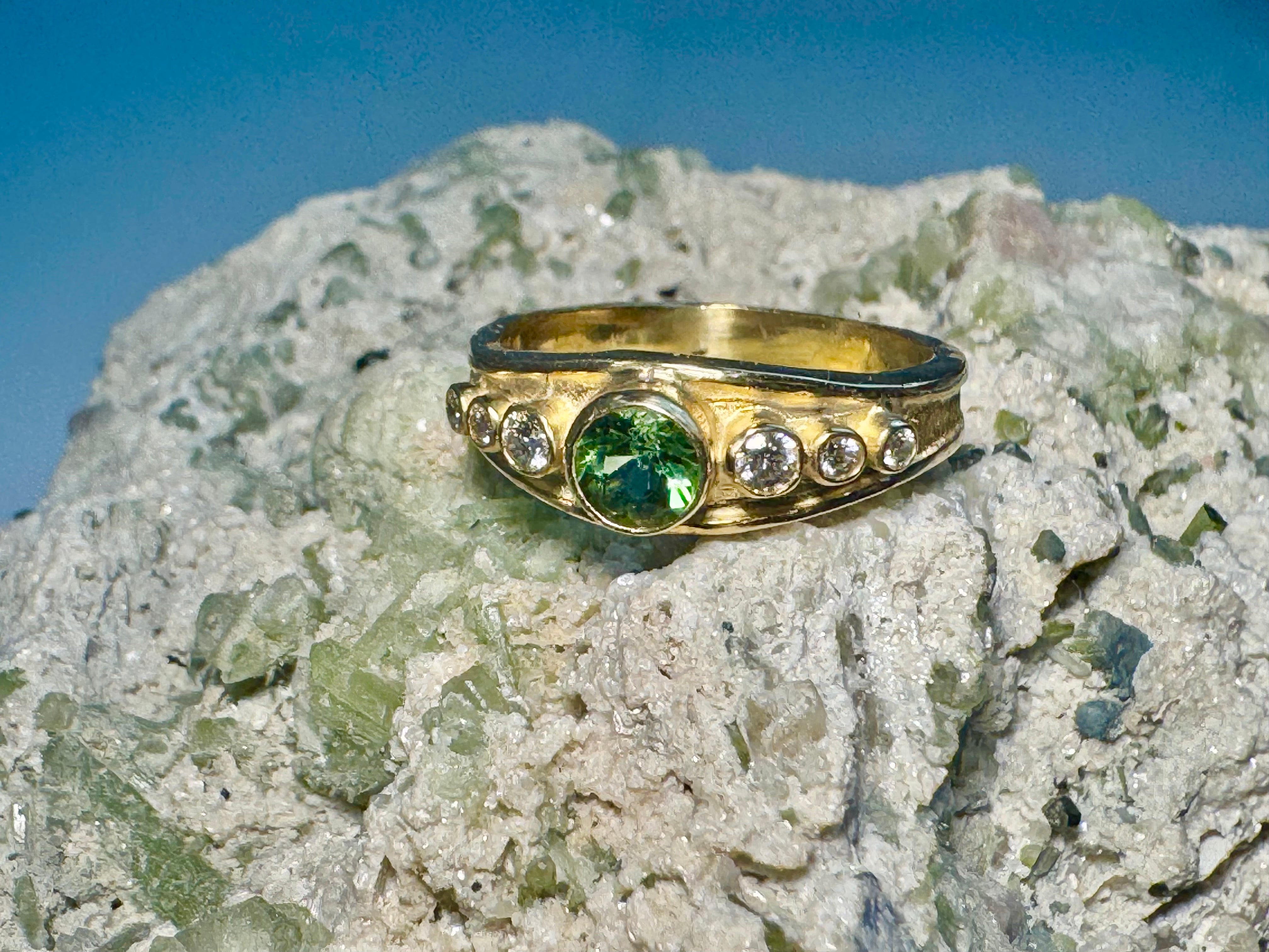 Green Tourmaline & Diamond 14k Ring