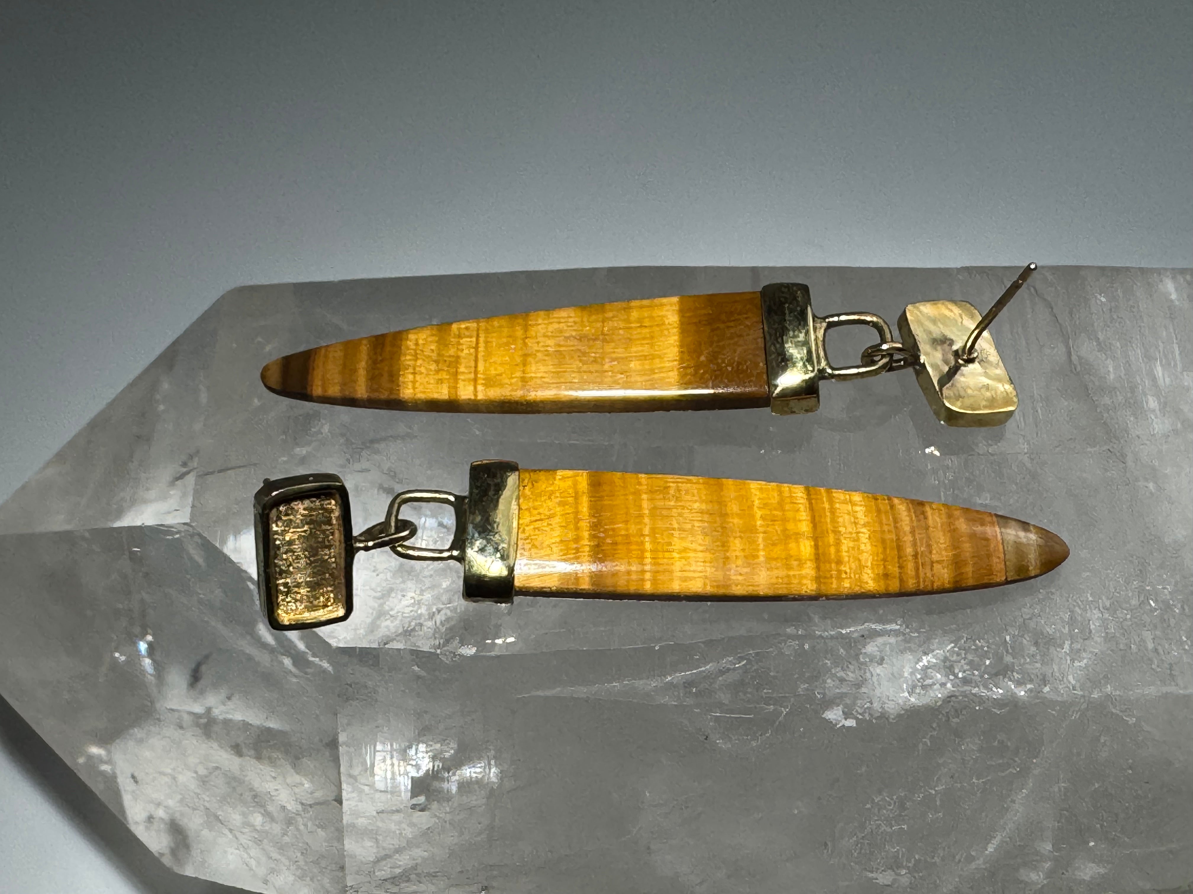 Tiger Eye Tongue 18k Gold Drops