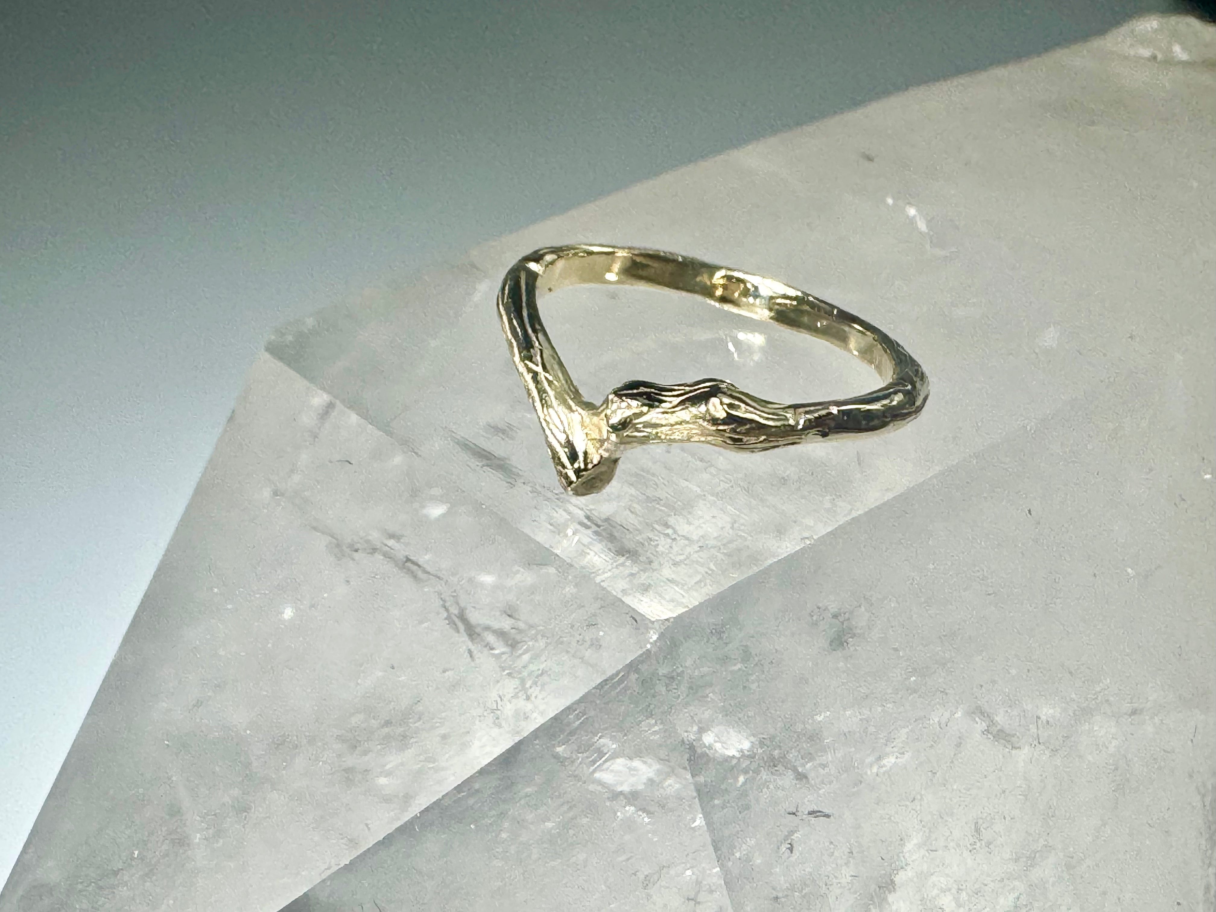 Bark Ring 2mm 14k Ring