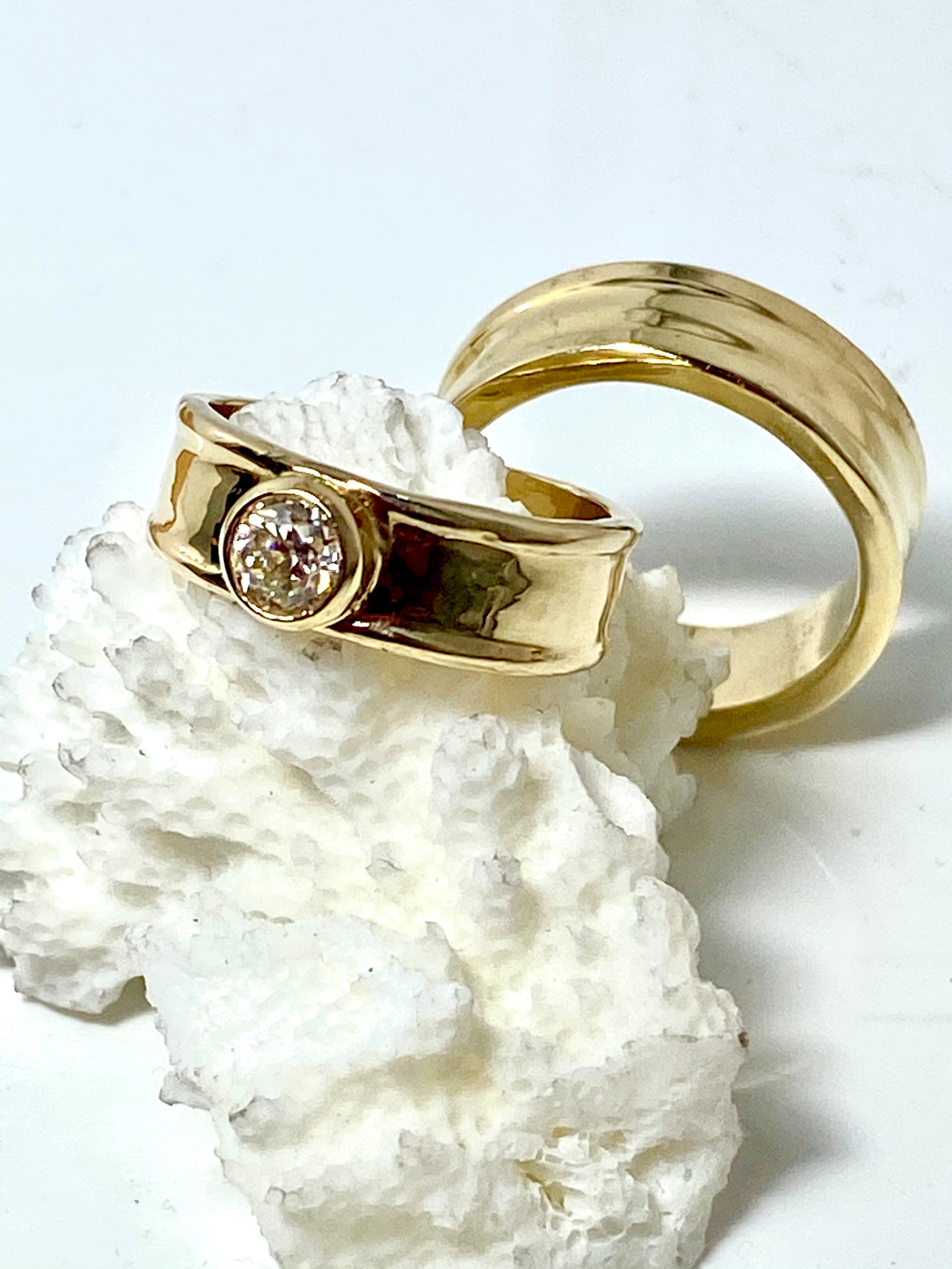 Diamond Raised Edge Bridal Set