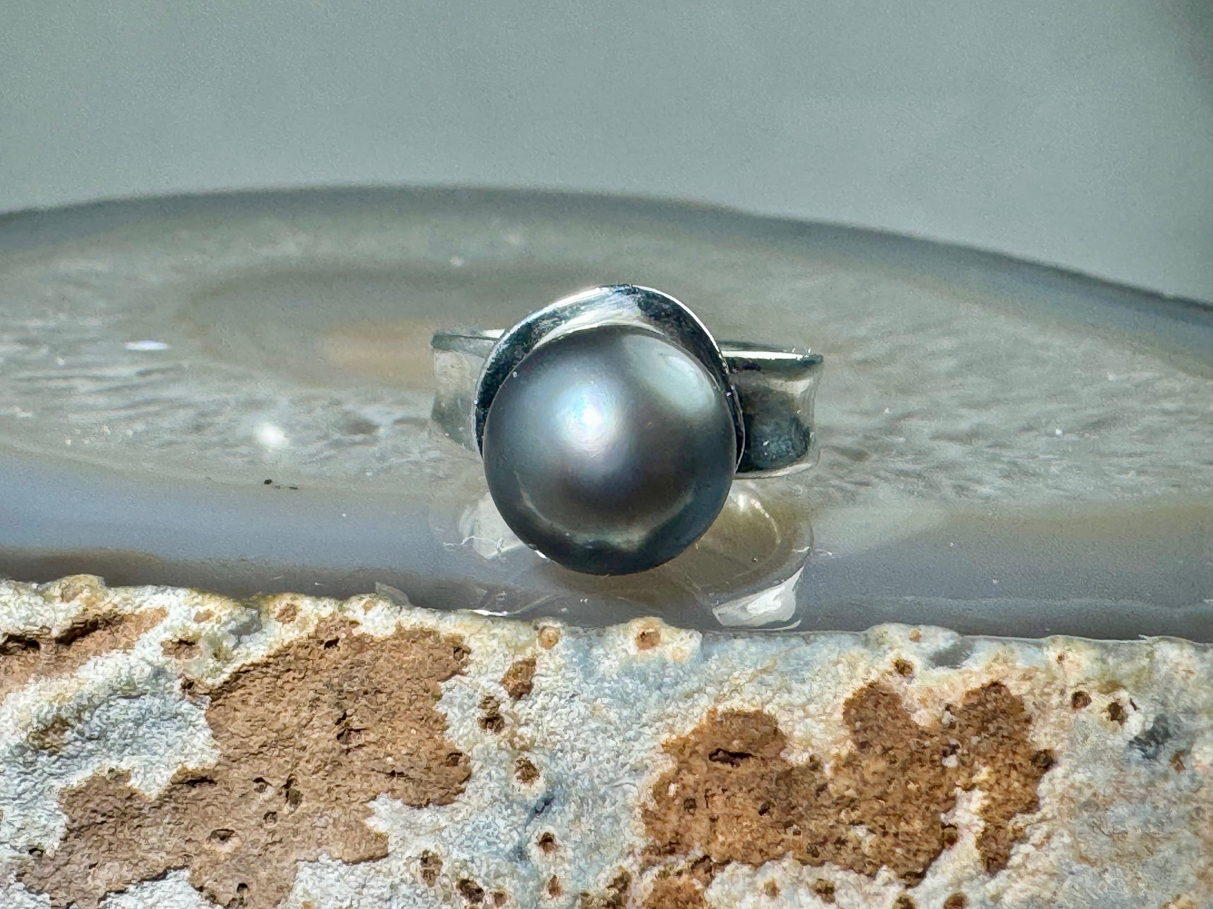 Pearl Tahitian Concave Sterling Band