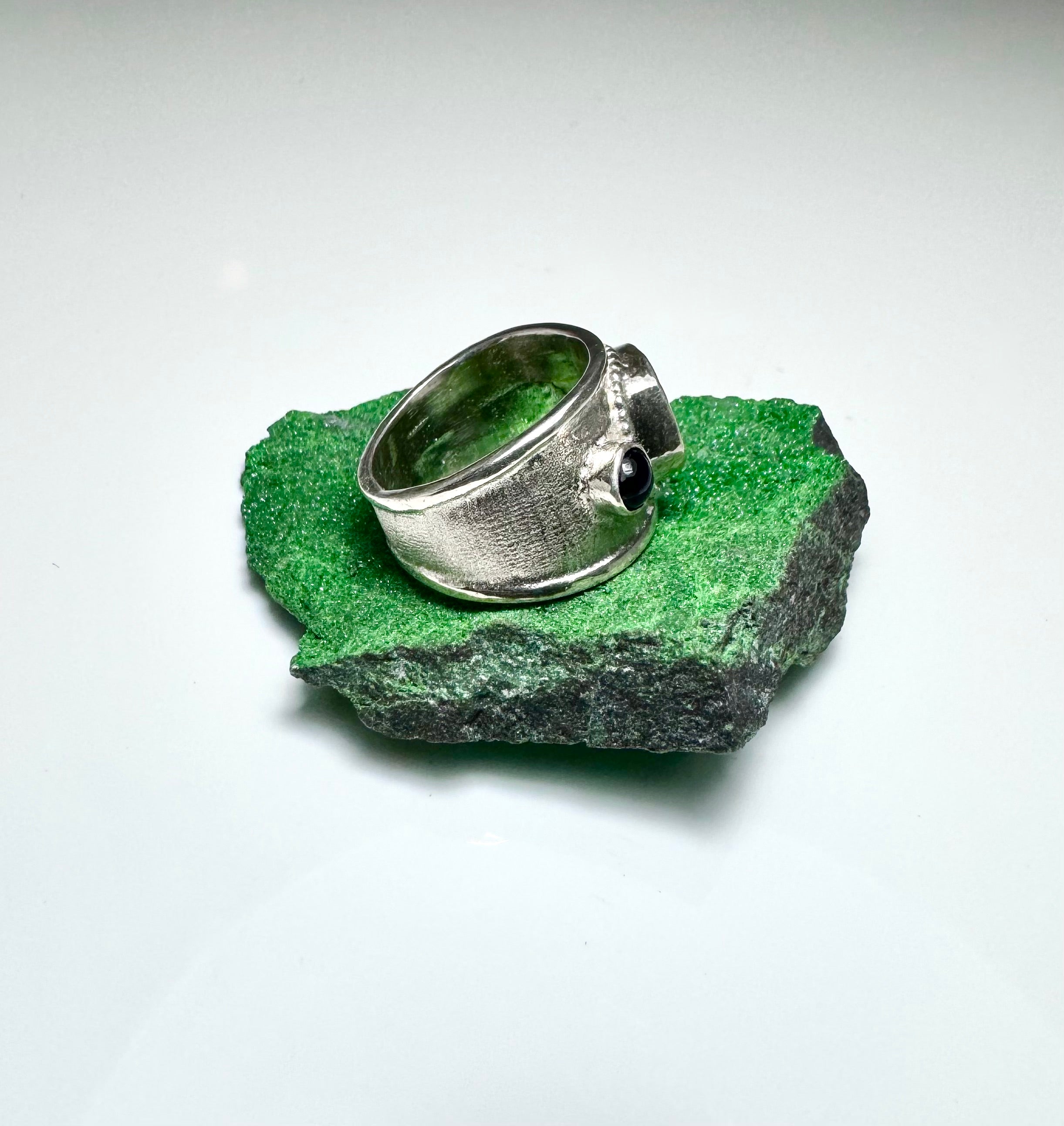 Uvarovite Druzy Garnet & Amethyst Ring