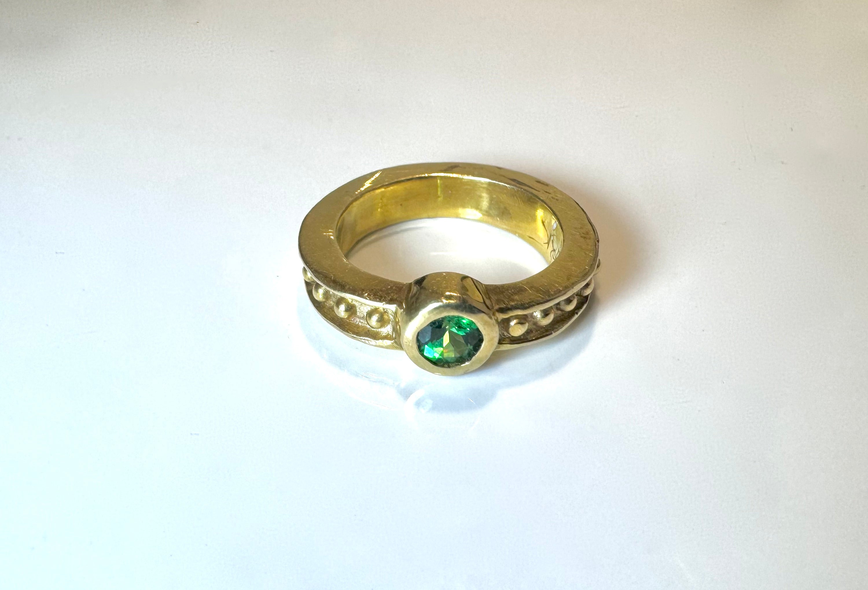 Tsavorite Garnet Beaded 18k Ring