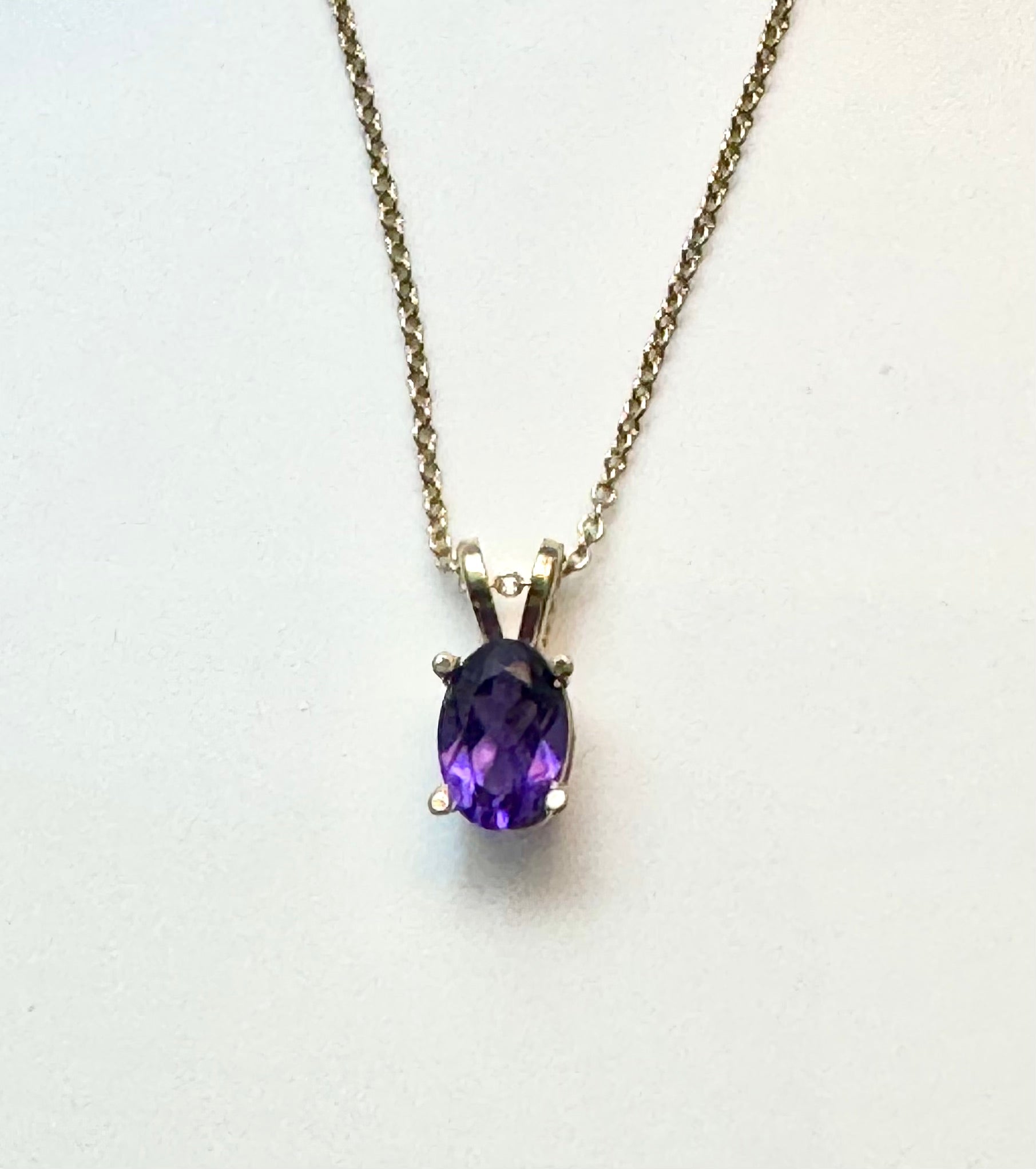 Amethyst Faceted Oval 14k Pendant