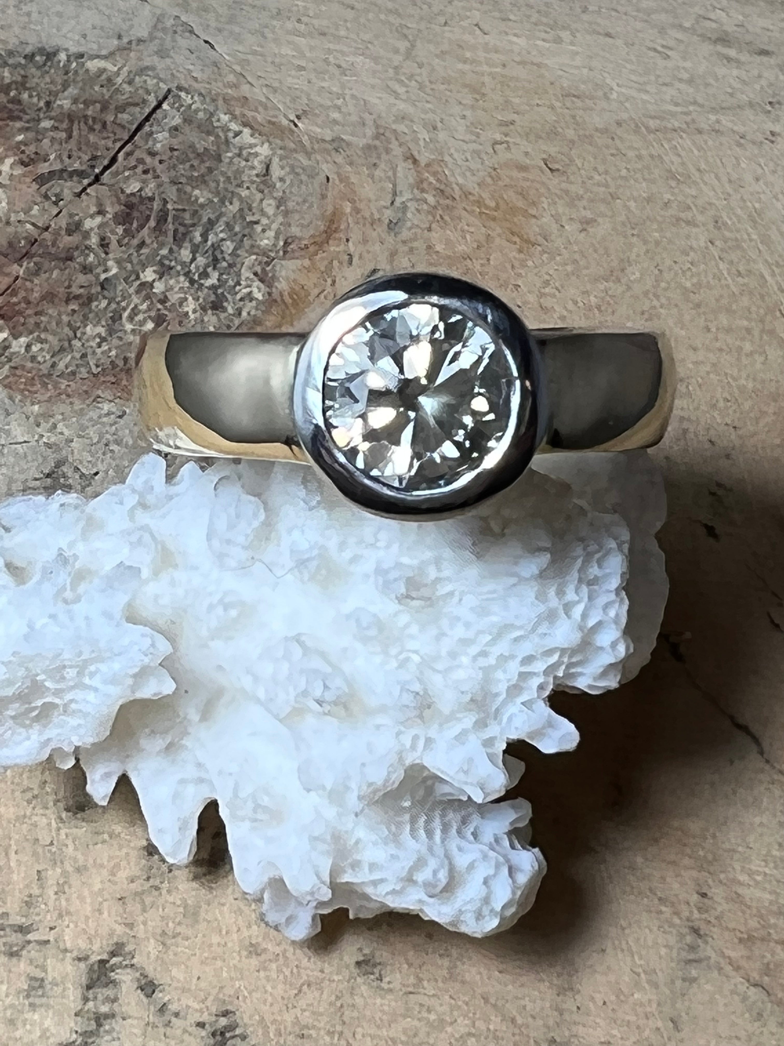 Diamond 18k & Platinum Ring