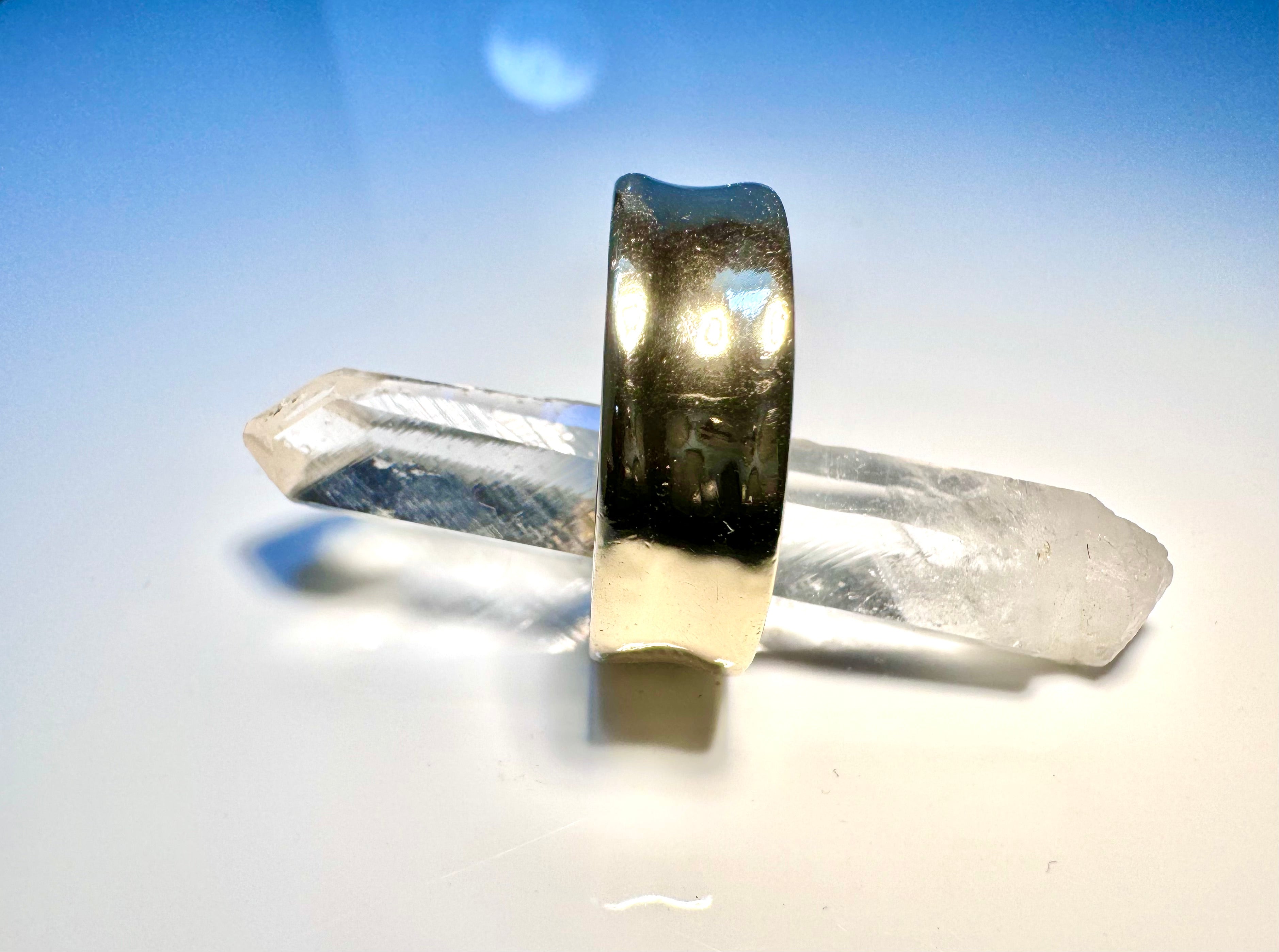 Concave 14k Gents Band