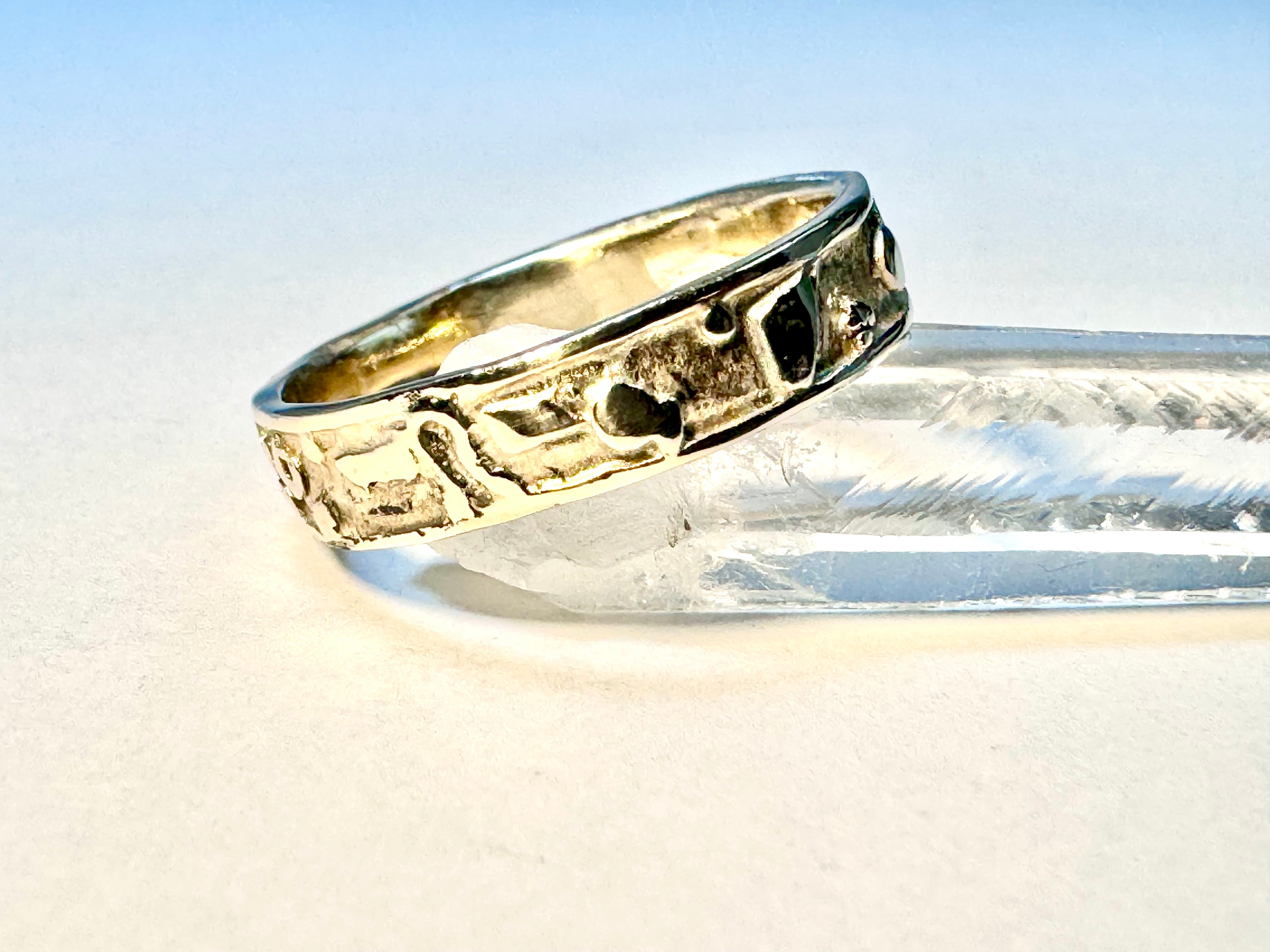 Omega Shapes 14k Band