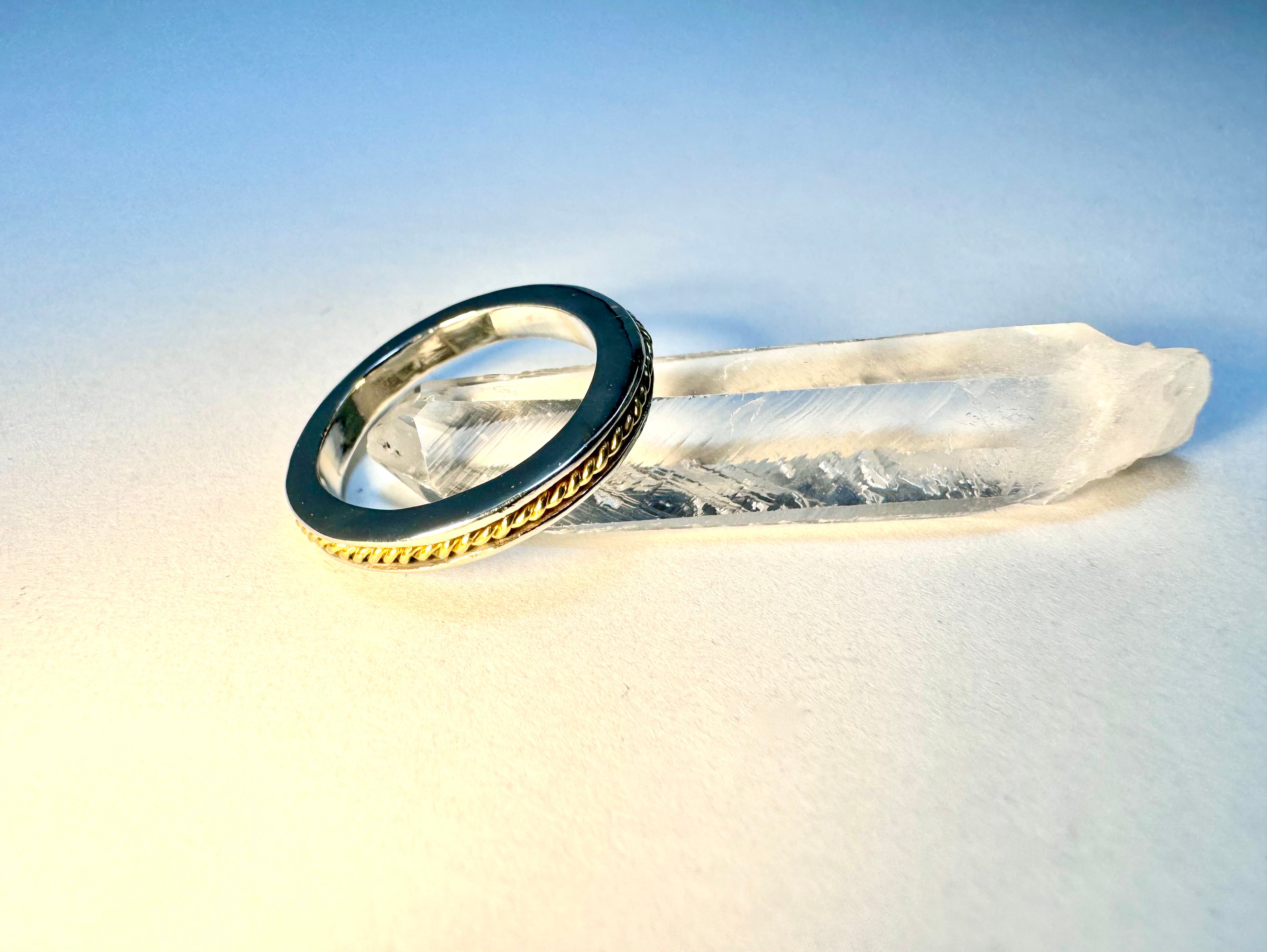 Raised Edge with Twisted 24k Band