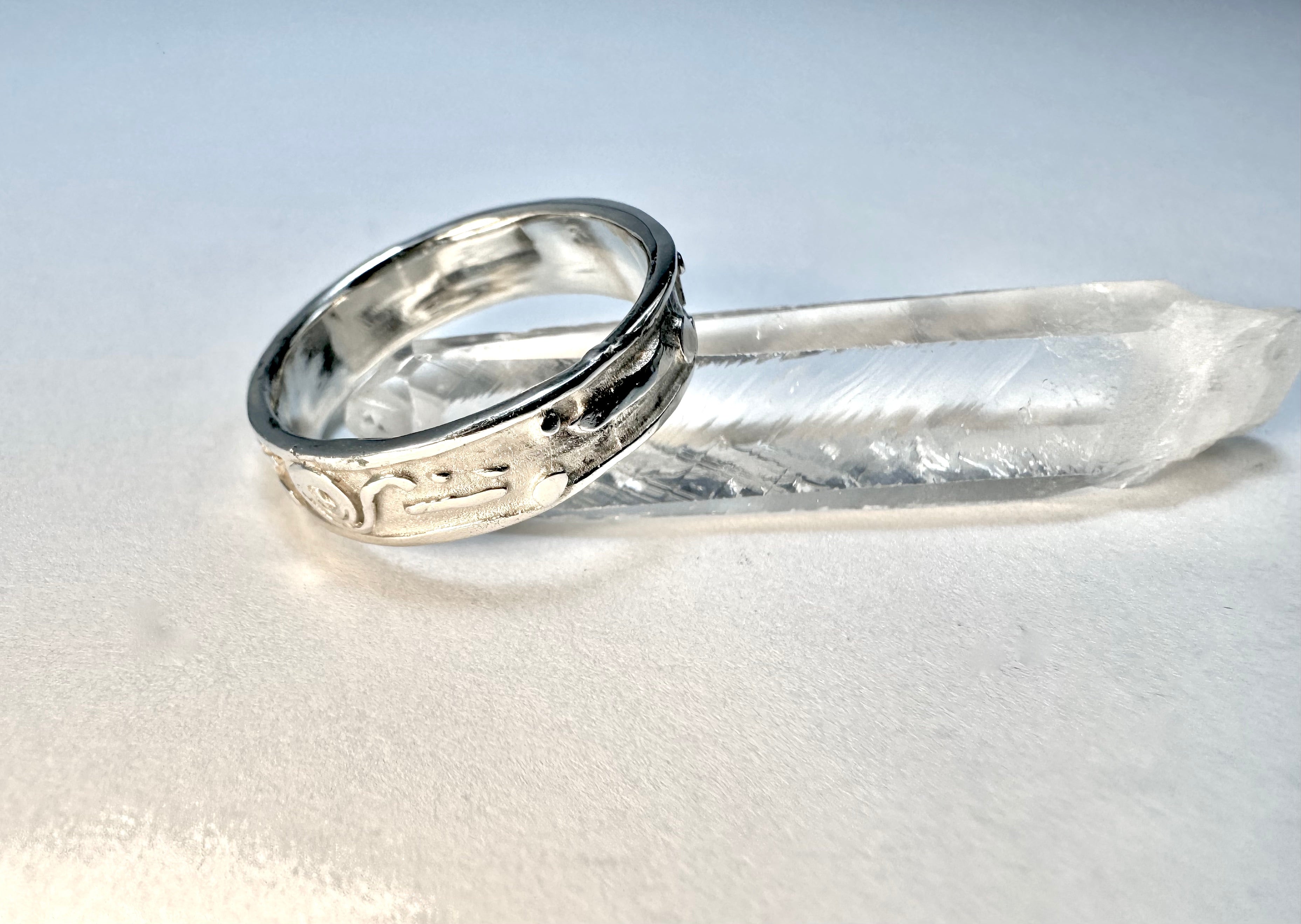 Shapes 14k White Gold Band