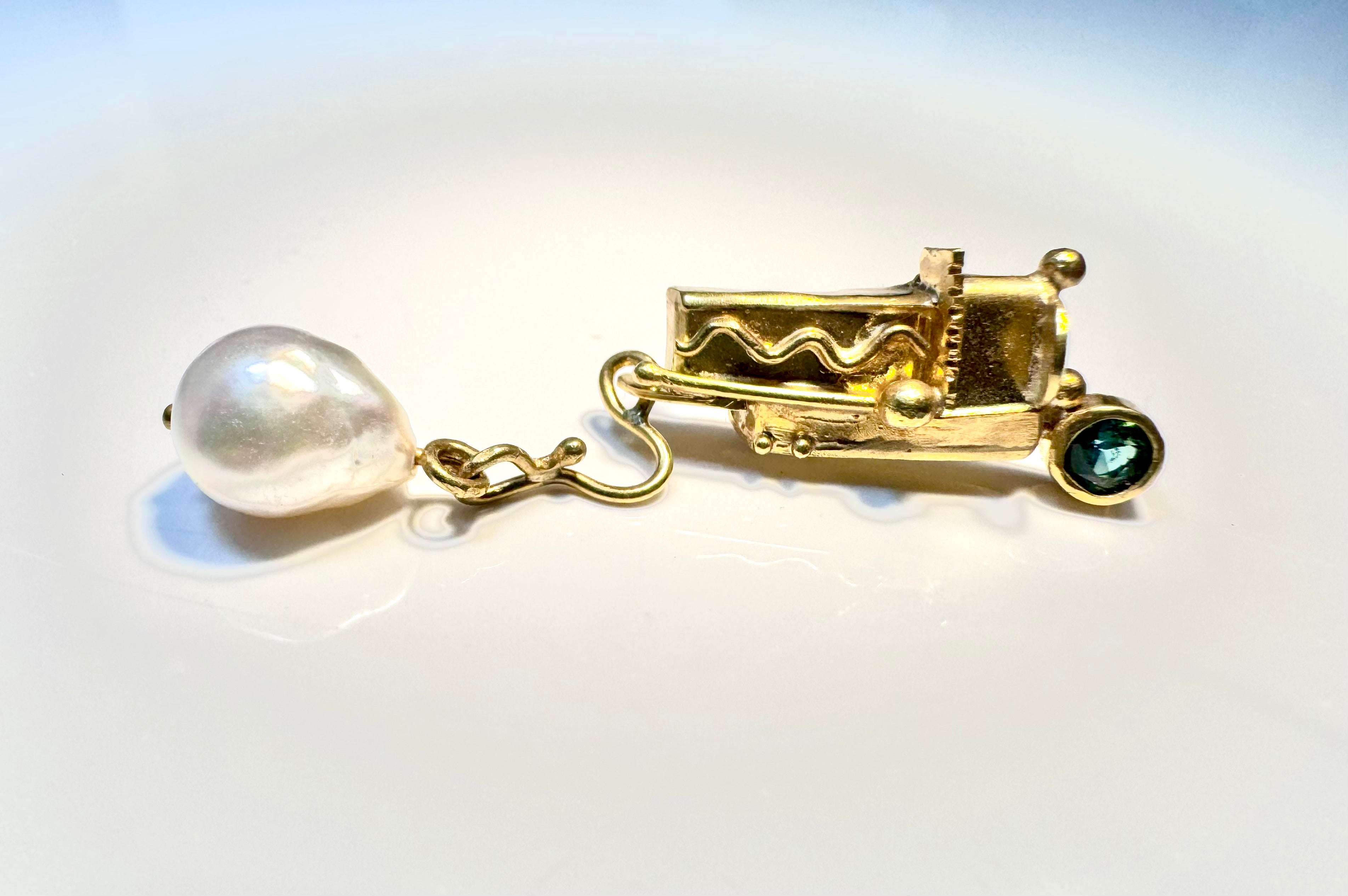 Indicolite Tourmaline Baroque Pearl 22k Earrings