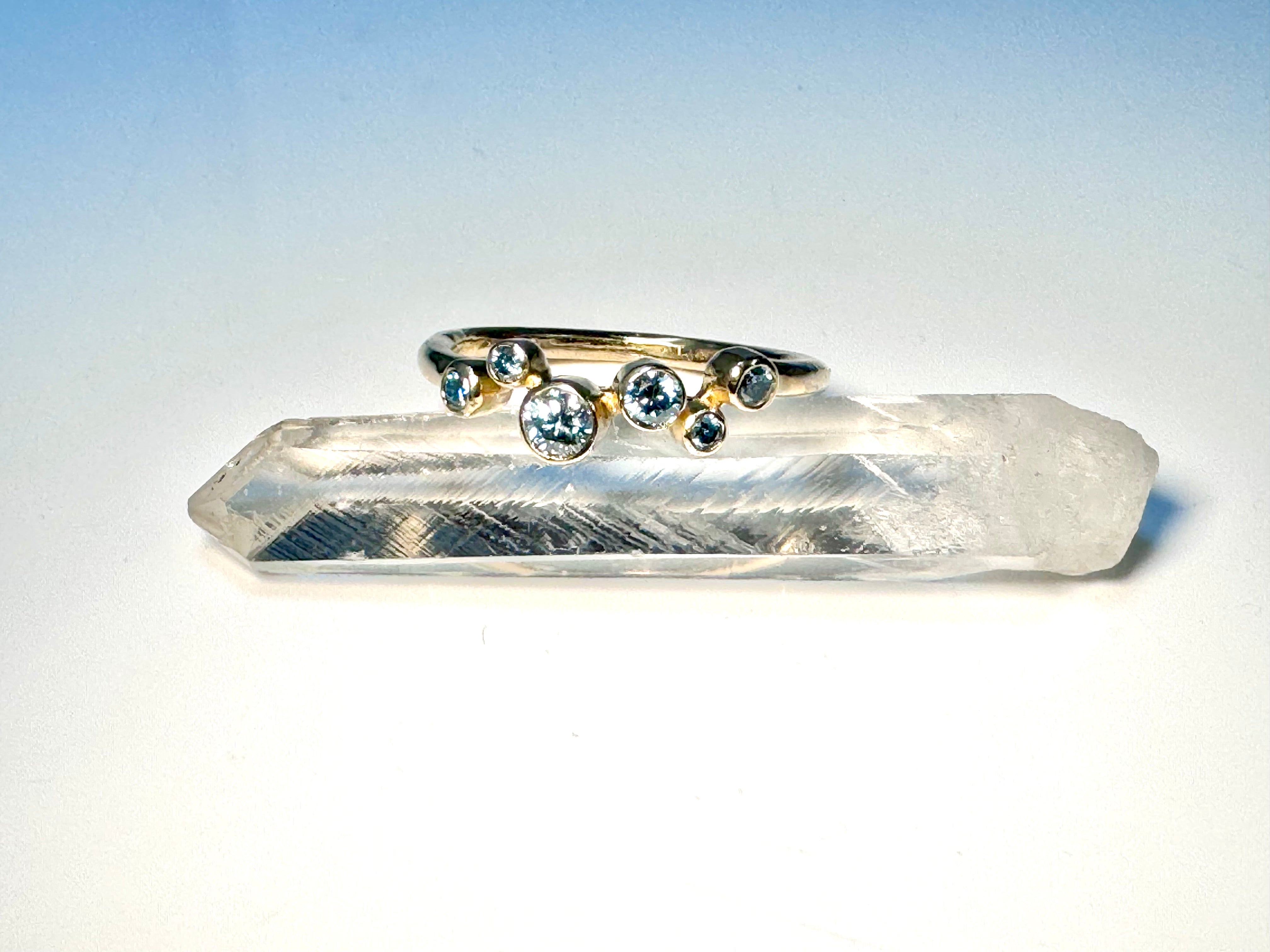 Blue Diamond Pebble Gold Band