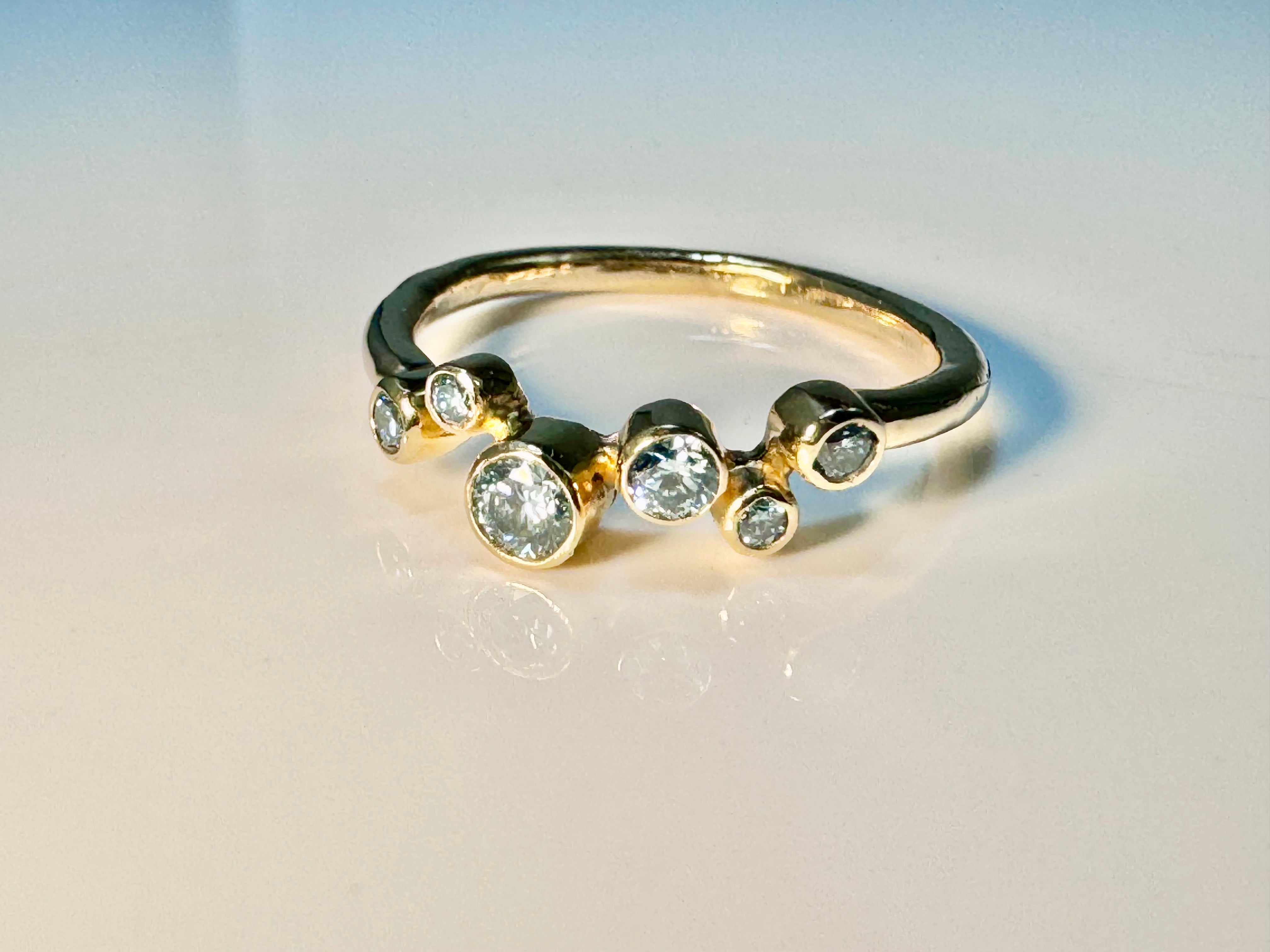 Blue Diamond Pebble Gold Band