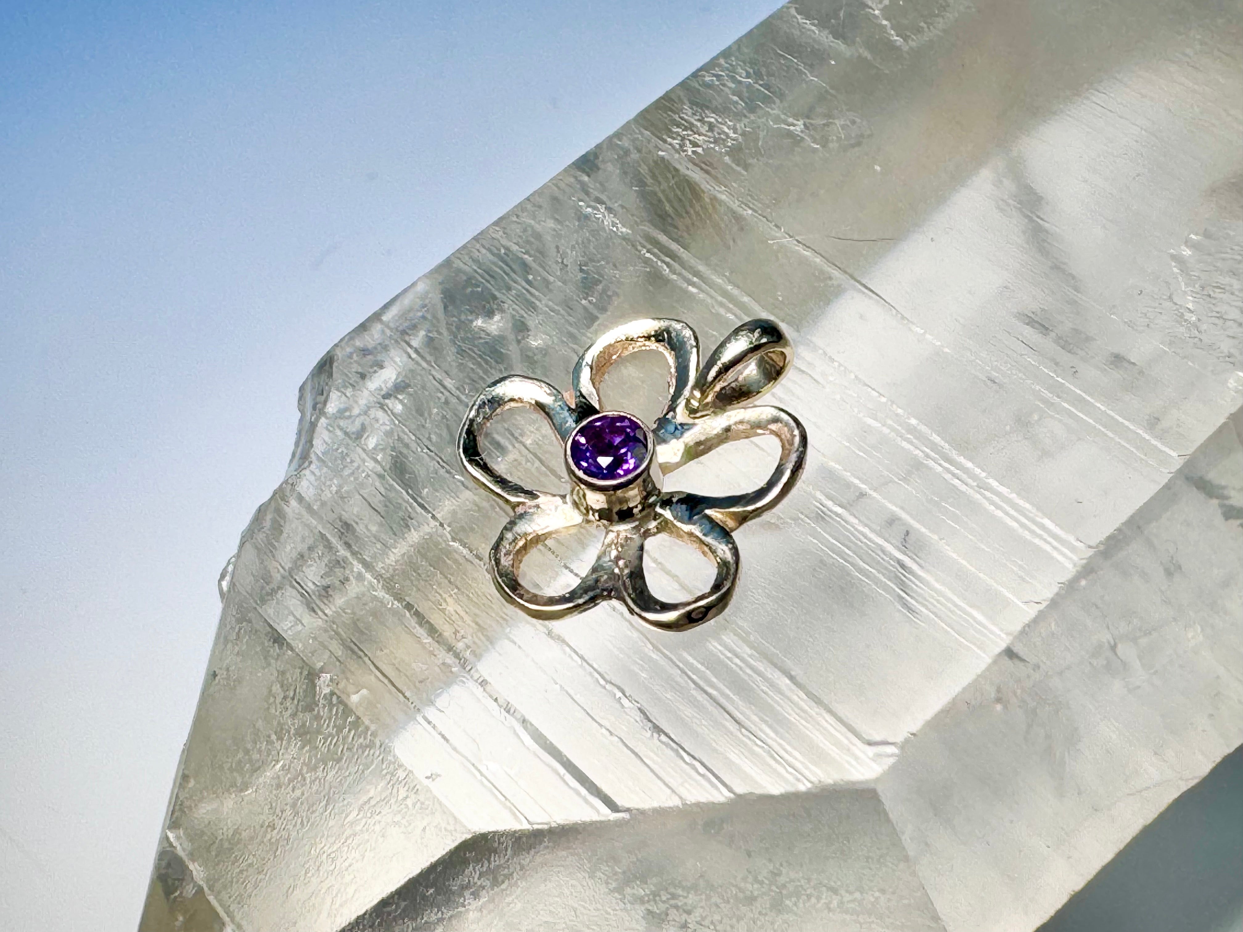 Amethyst Open Flower 14k Pendant