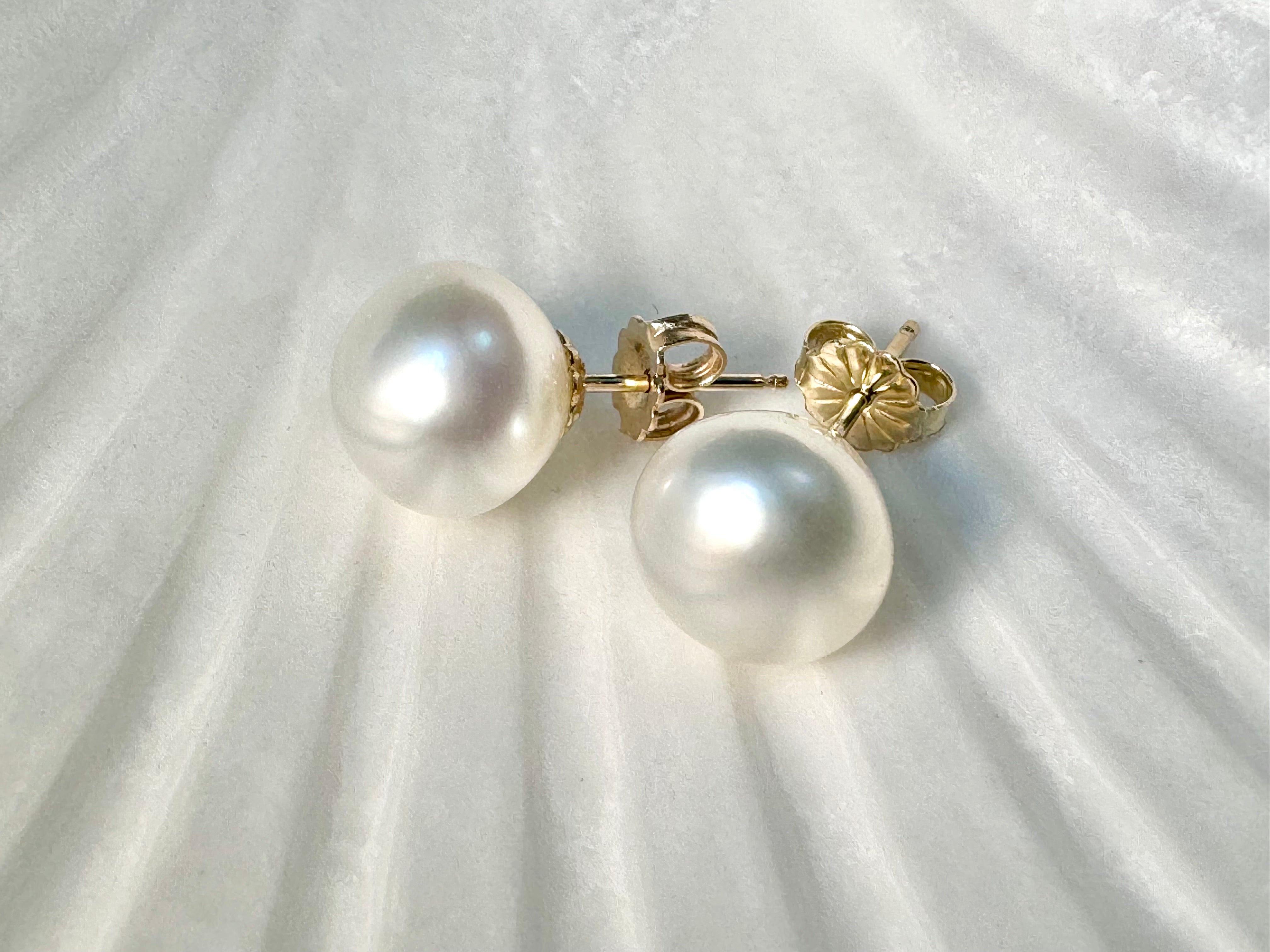 Pearl Button 14k Studs