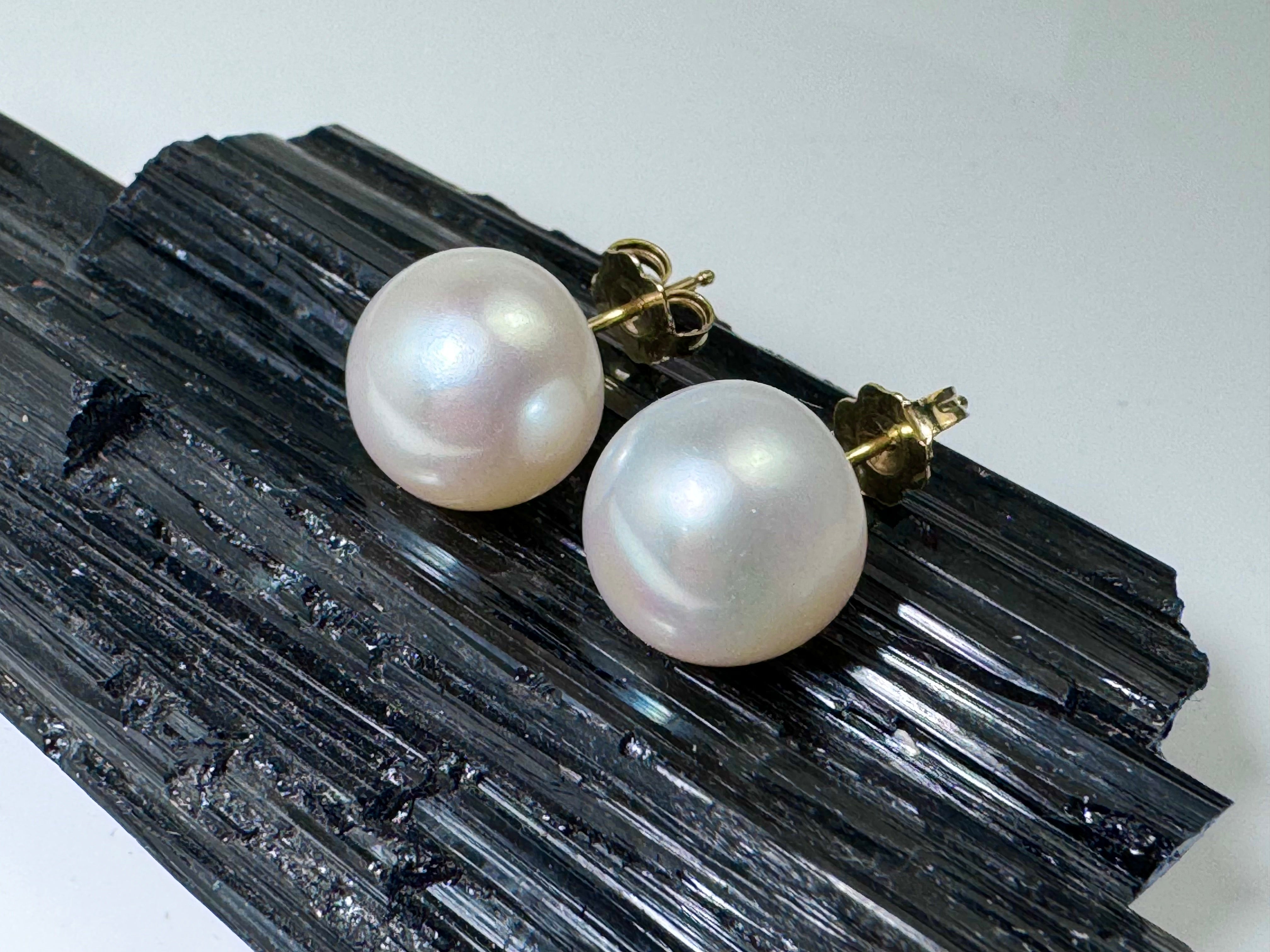 Pearl 14k Studs
