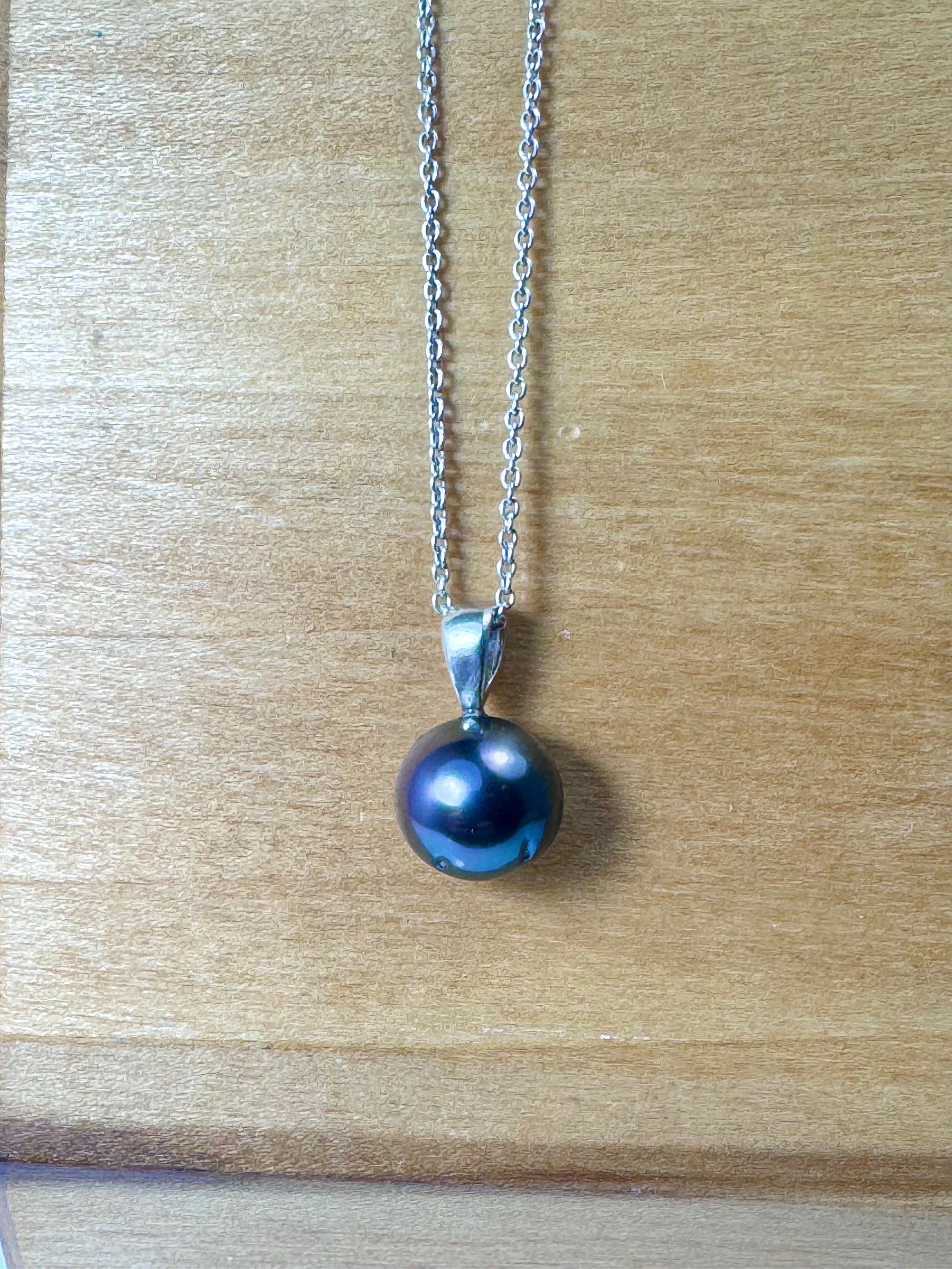 Black Tahitian Pearl Sterling Pendant