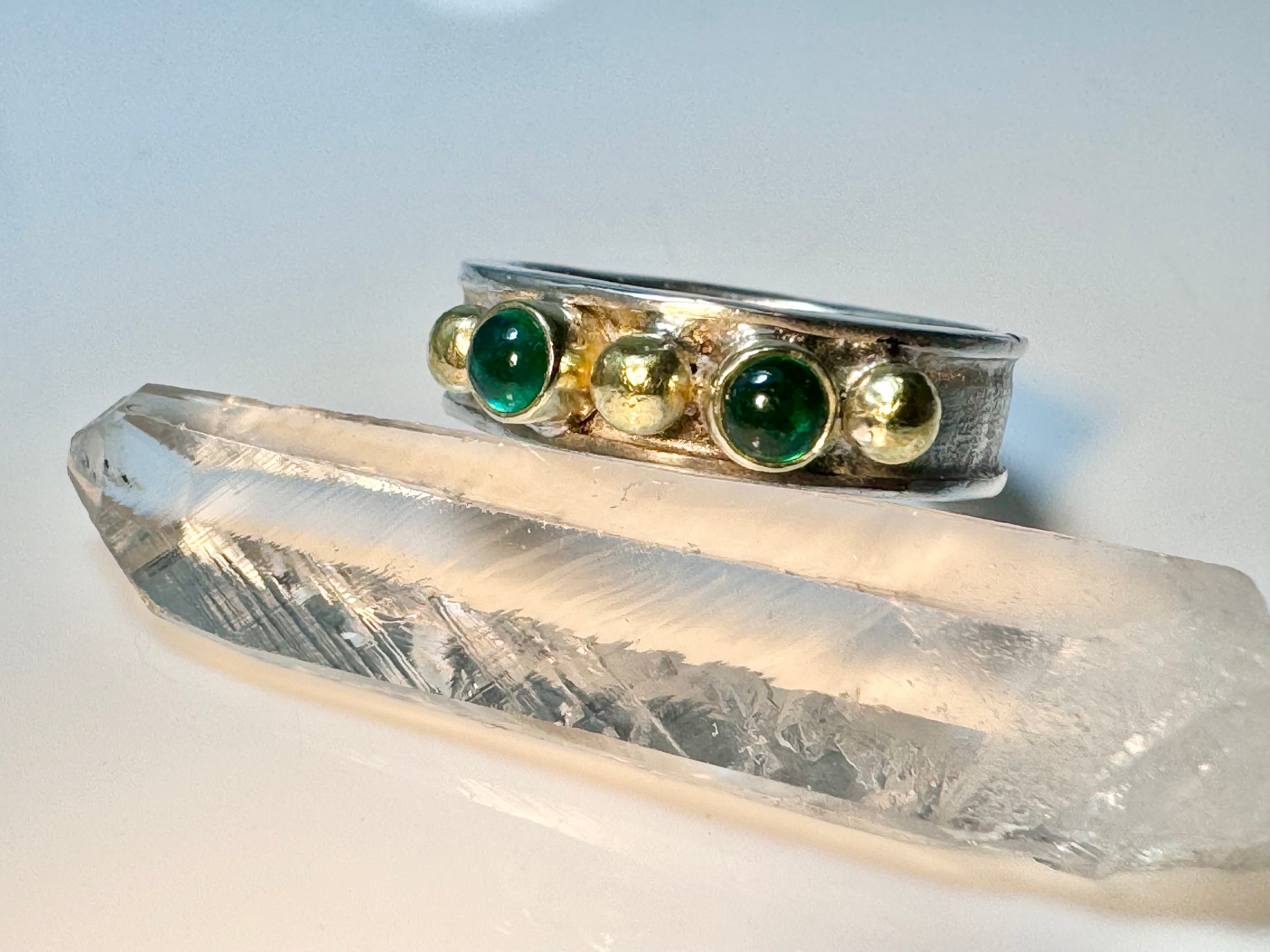 Emerald Raised Edge Two Tone Ring