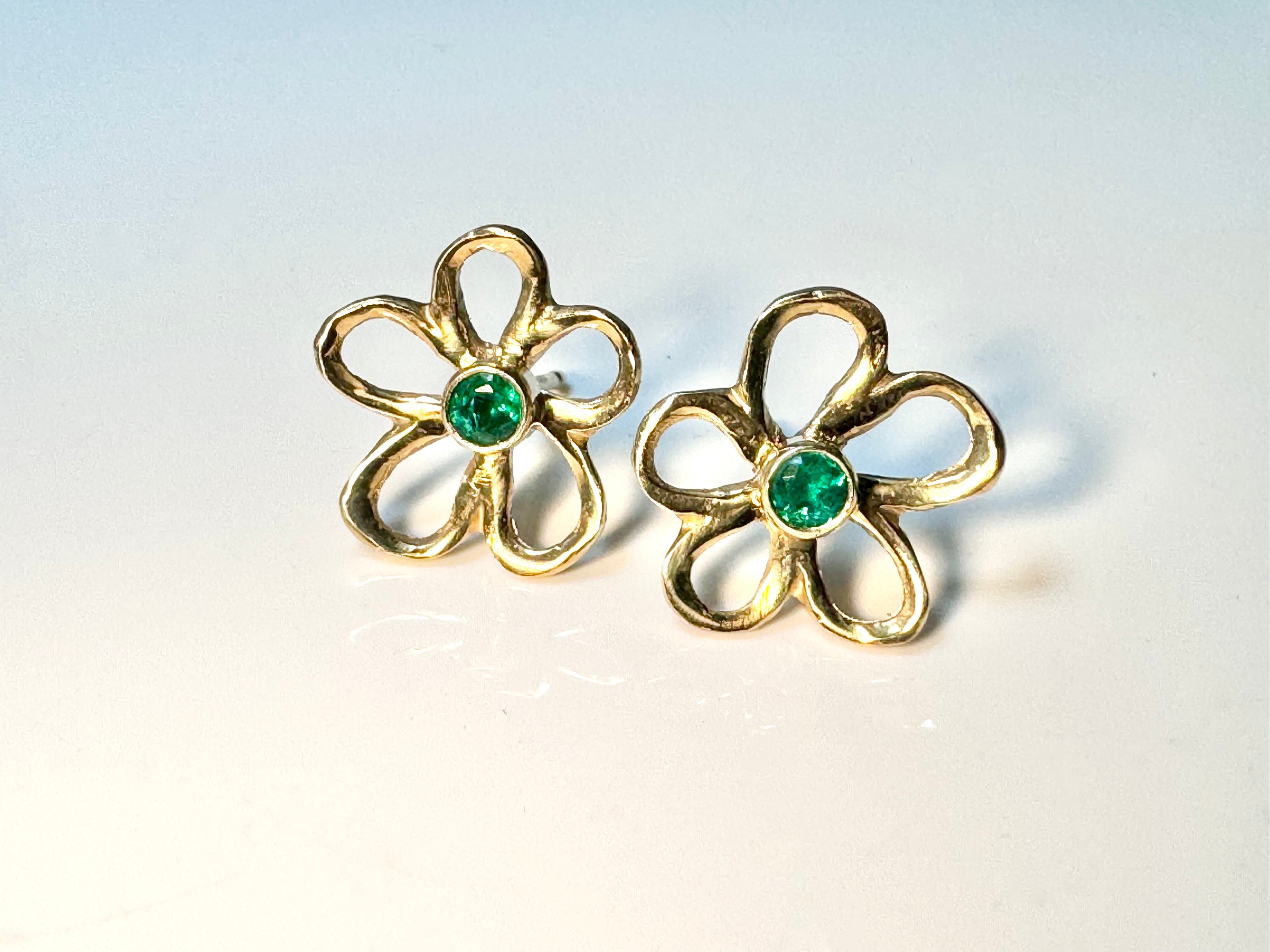 Emerald Open Flower 14k Studs