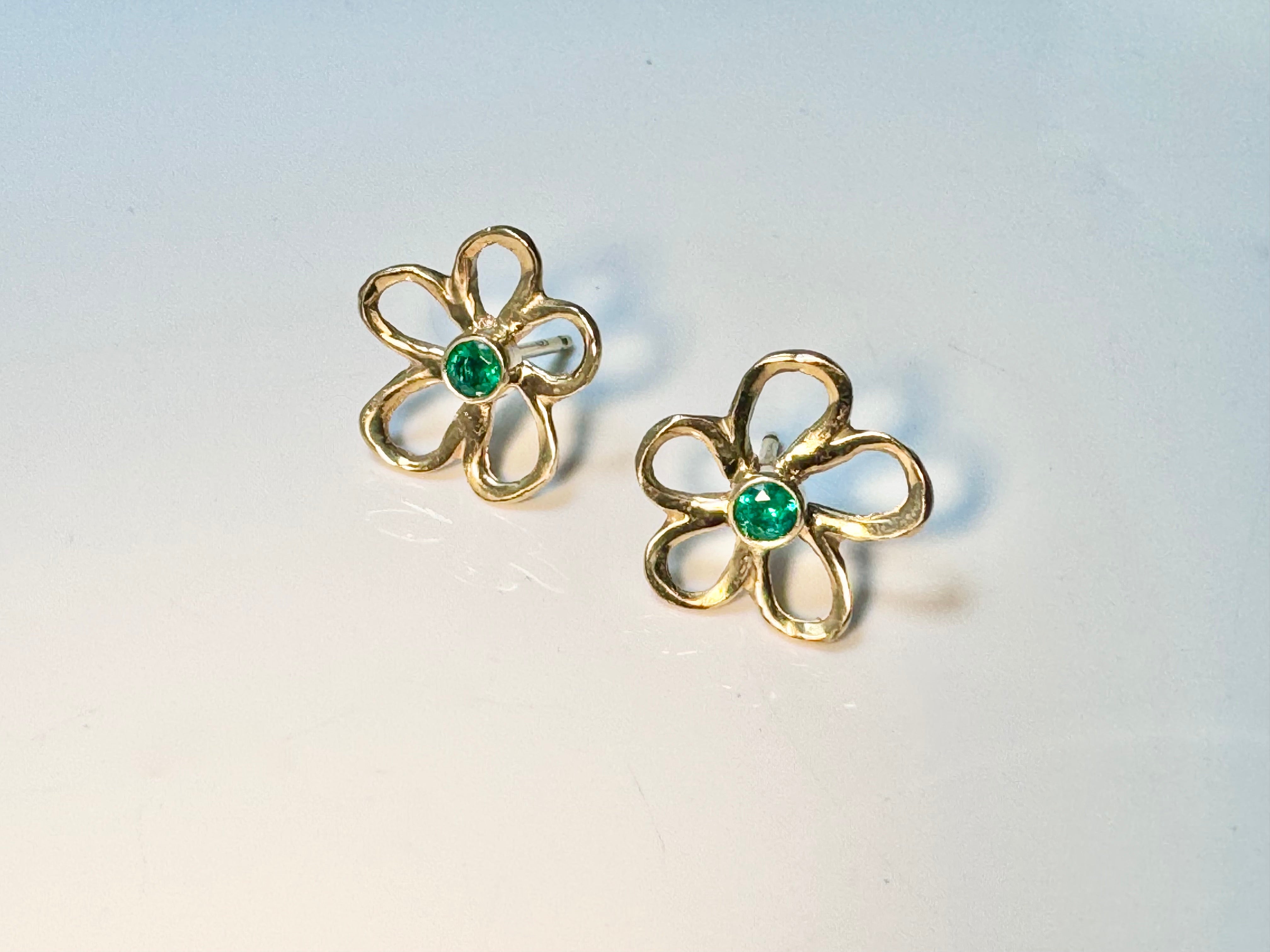 Emerald Open Flower 14k Studs