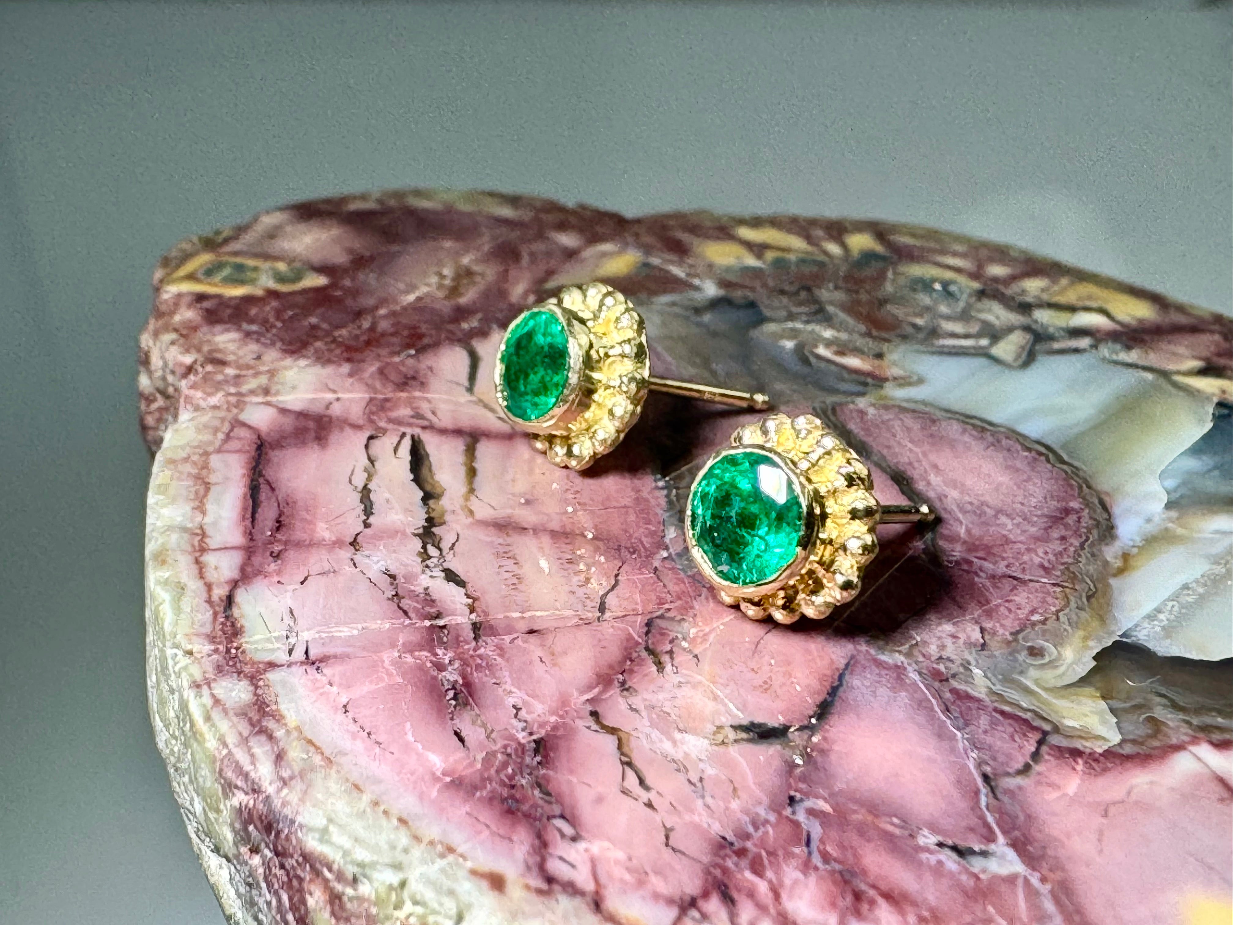 Emerald Beaded Bezel 18k Studs