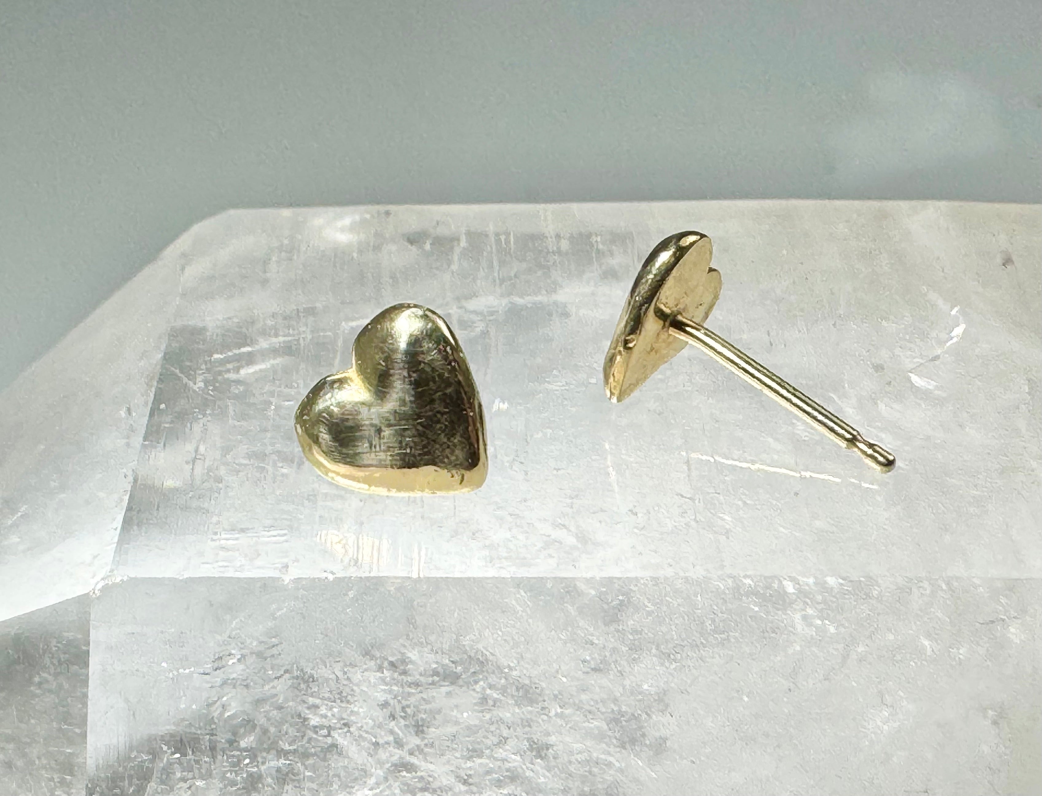 Heart 2D 14k Studs
