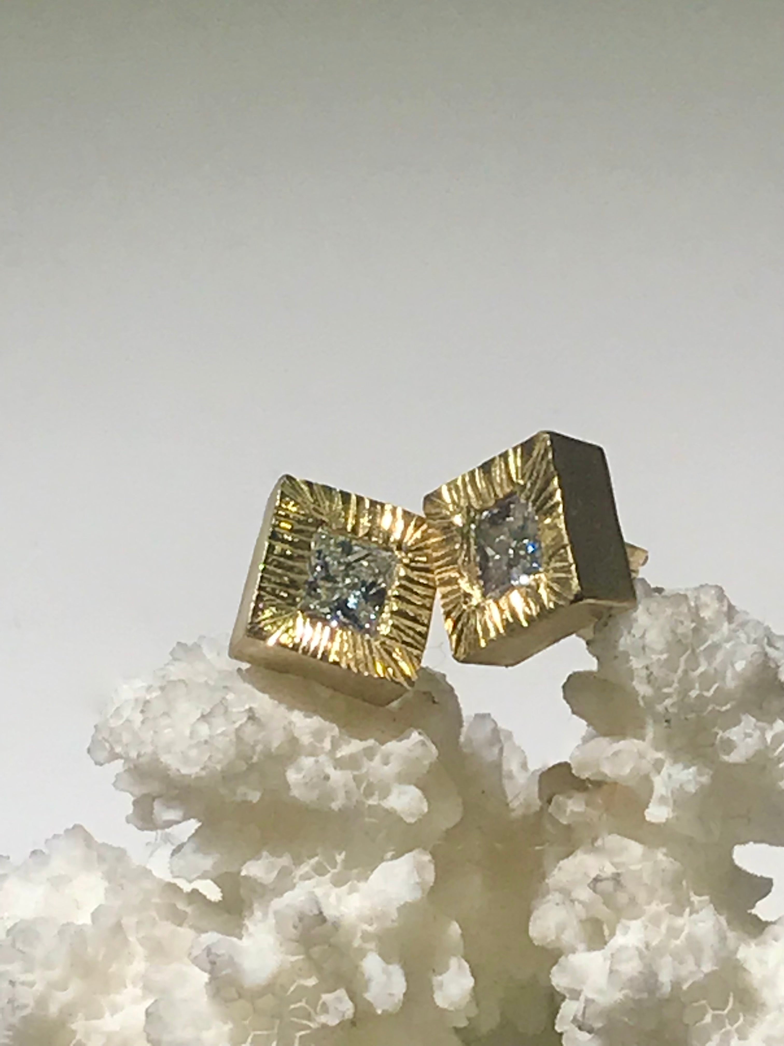 Princess Cut Slash 18k Studs