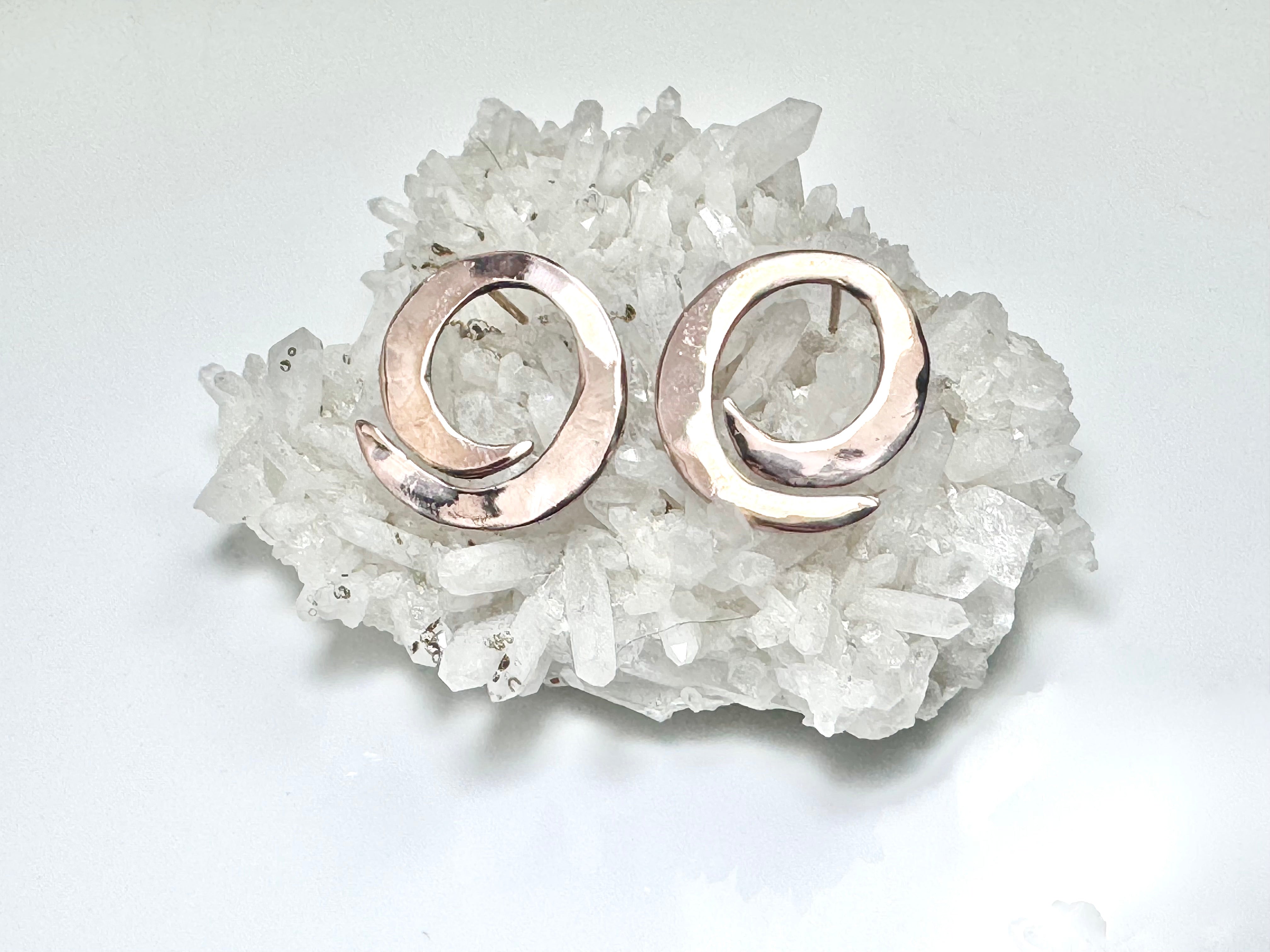 Rose Gold 14k Swirl Studs