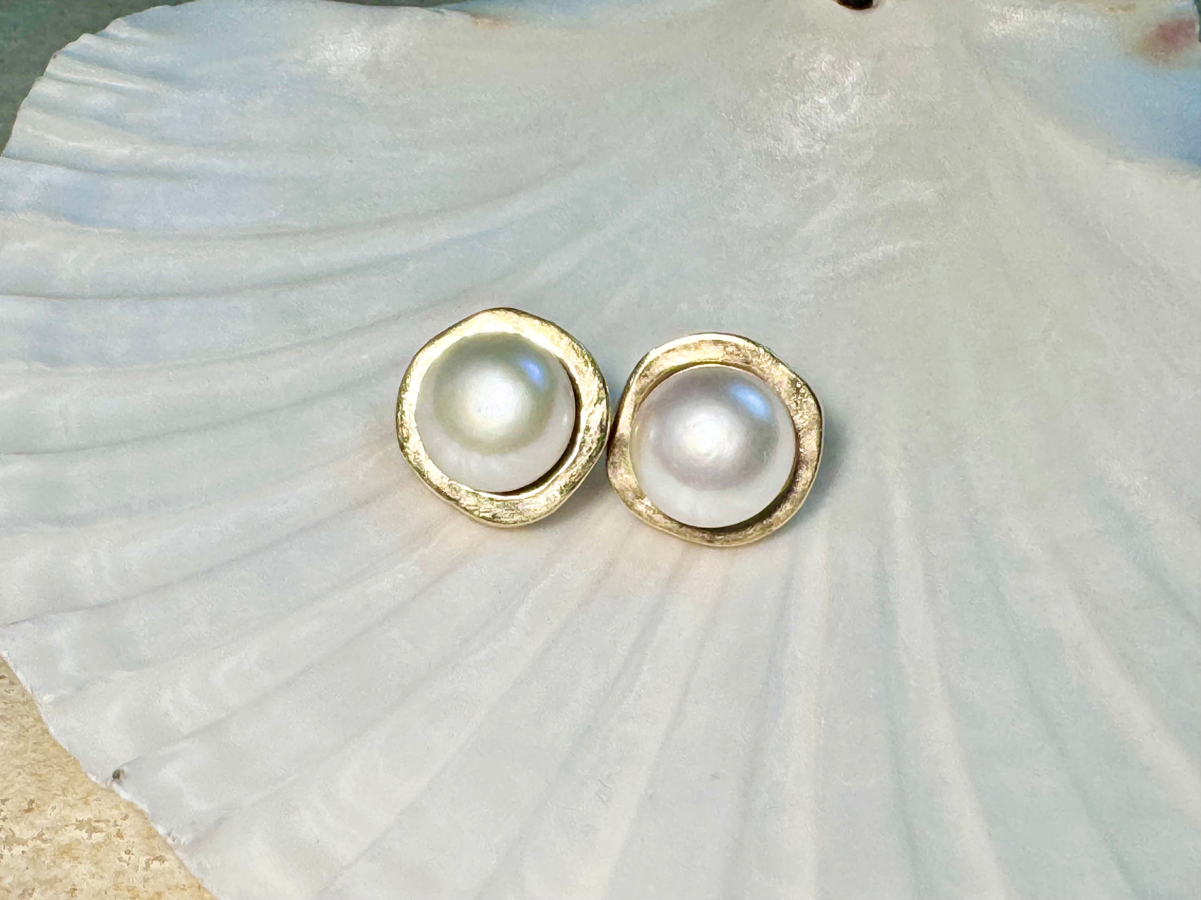 Pearl Button 14k Studs