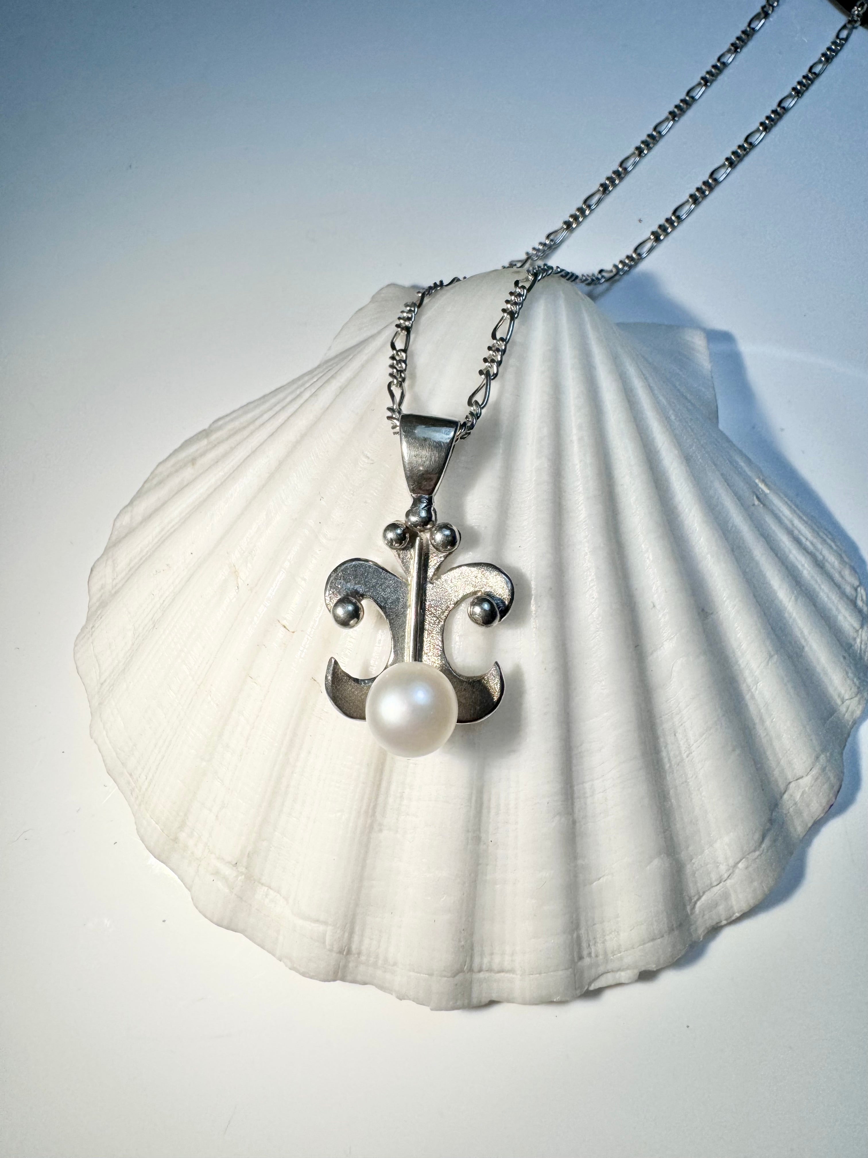 Pearl Fleur De Lis Pendant