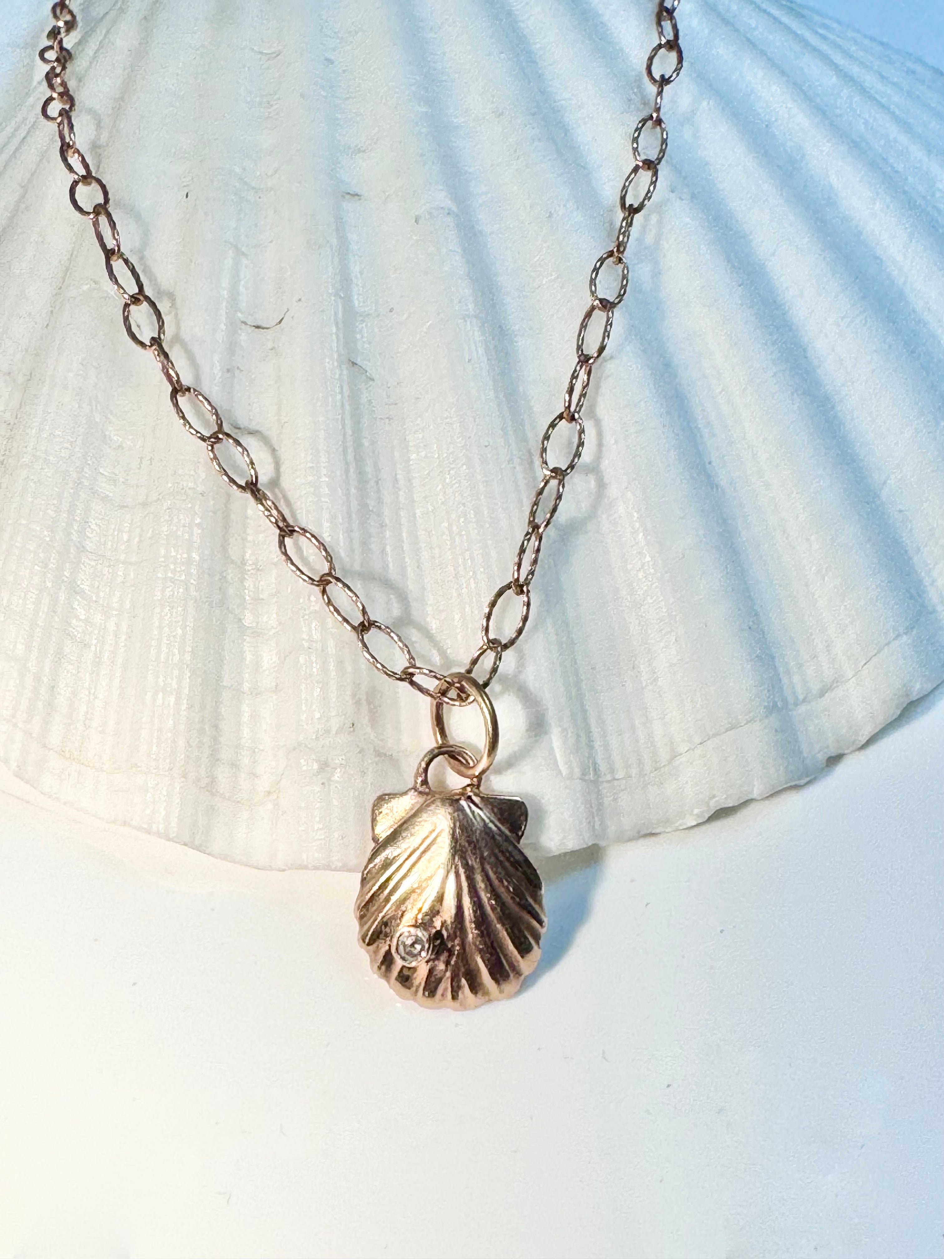 Diamond Shell Rose Gold Necklace