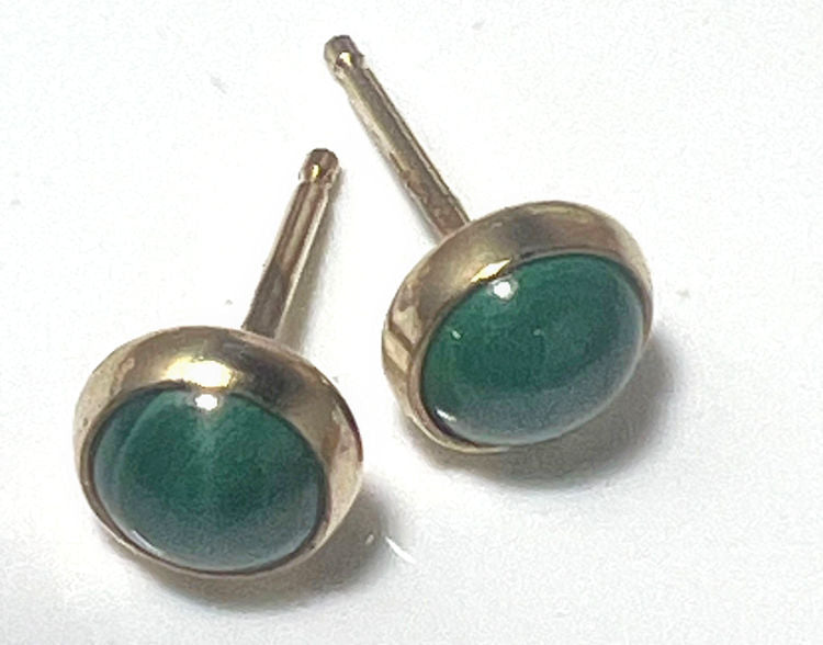 MALACHITE STUDS