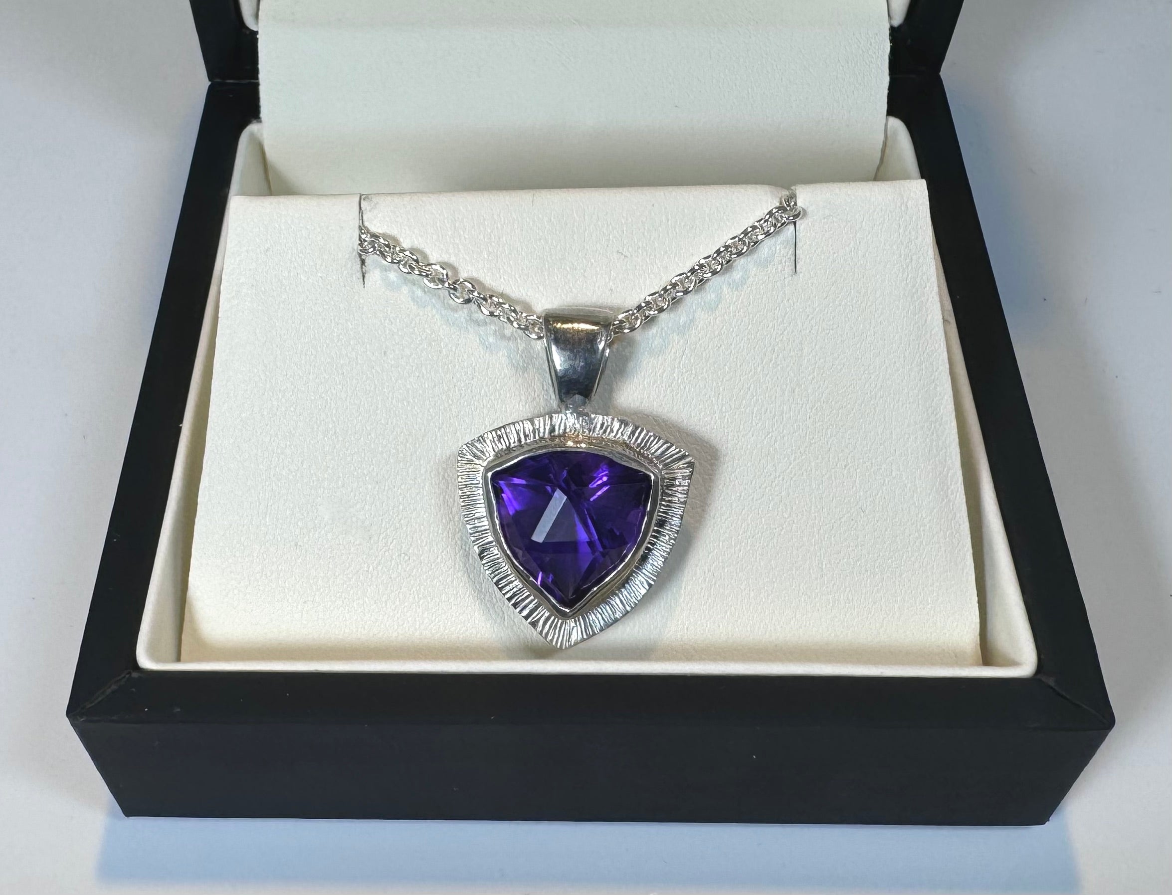 Amethyst Trillium Slash Pendant