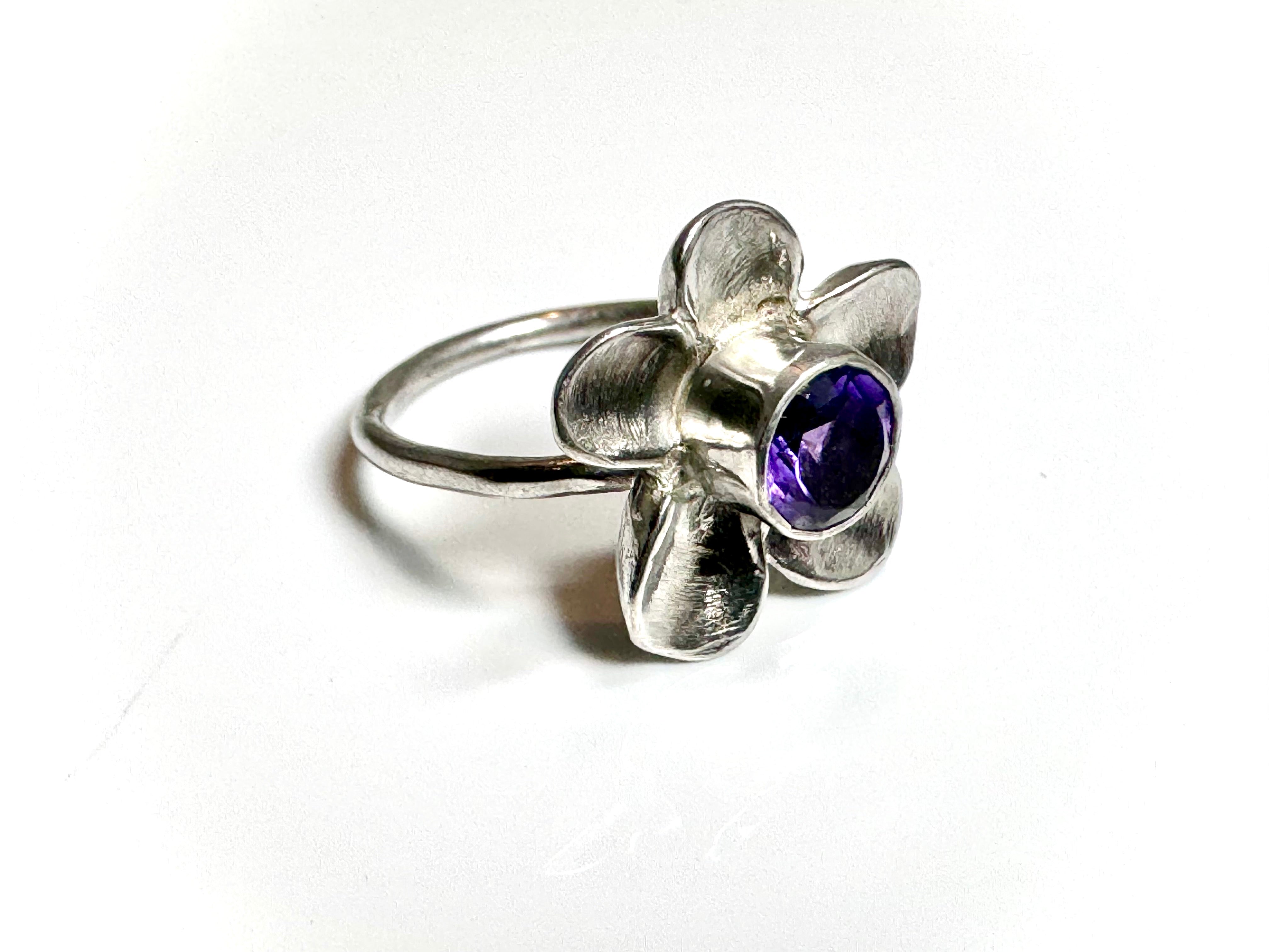 Amethyst Flower Sterling Silver Ring