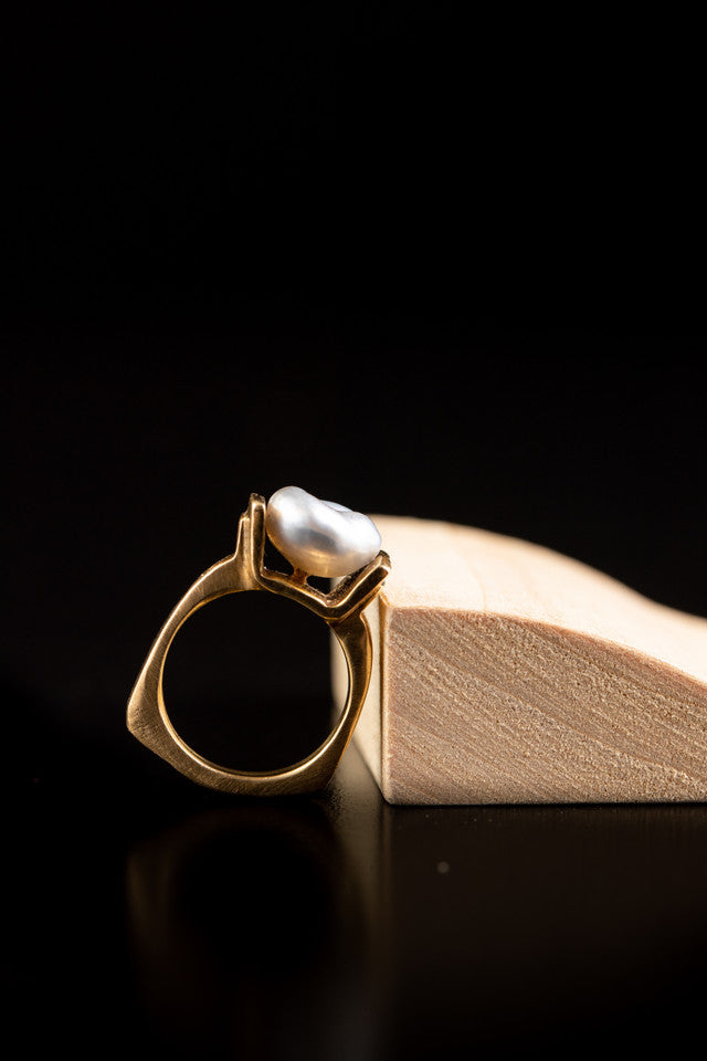 Grey Keishi Pearl 18K Ring
