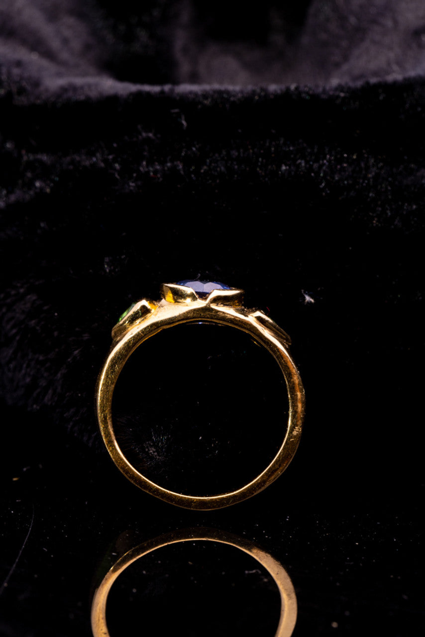Ceylon Sapphire and Tsavorite 18k Ring