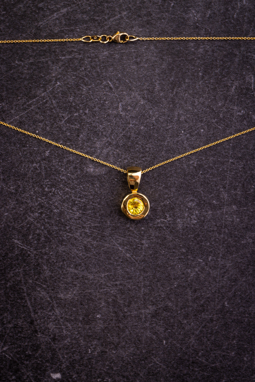 Yellow Sapphire Wide Bezel 18k Pendant