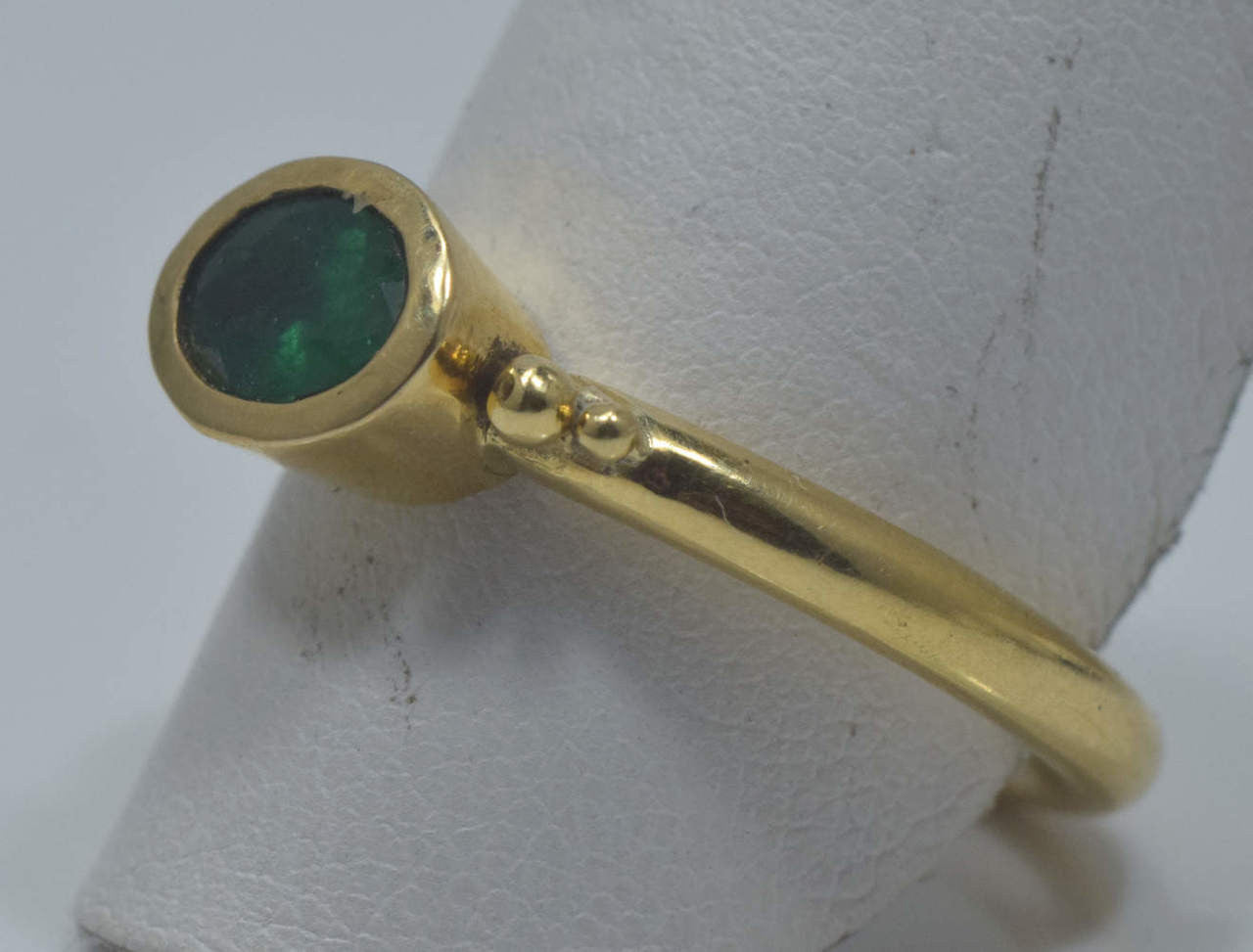 Emerald Bead 18k Ring