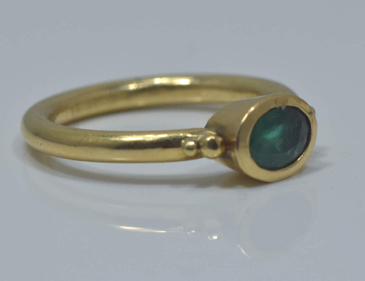 Emerald Bead 18k Ring