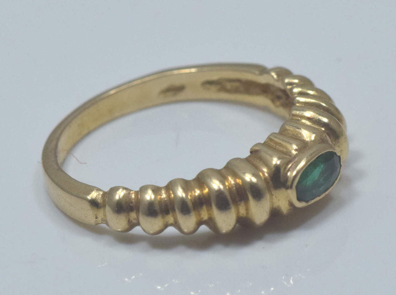 Emerald 14k Shrimp Ring