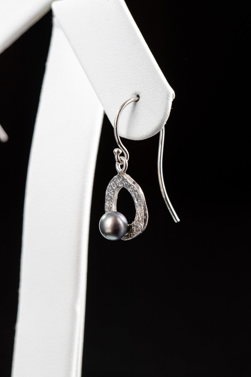 Pearl Beach Texture Disc Drops