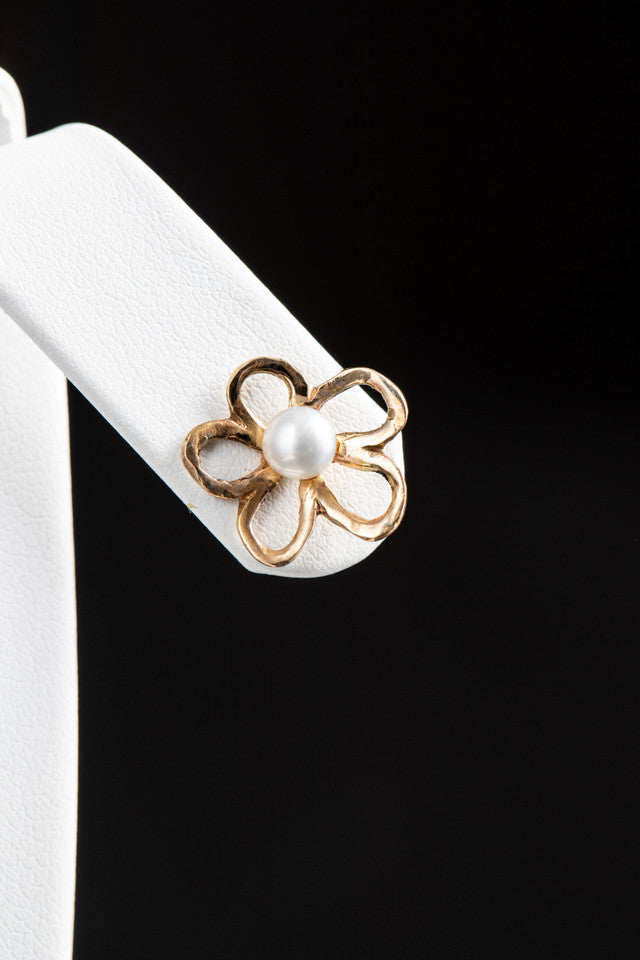 Pearl Open Flower 14K Studs