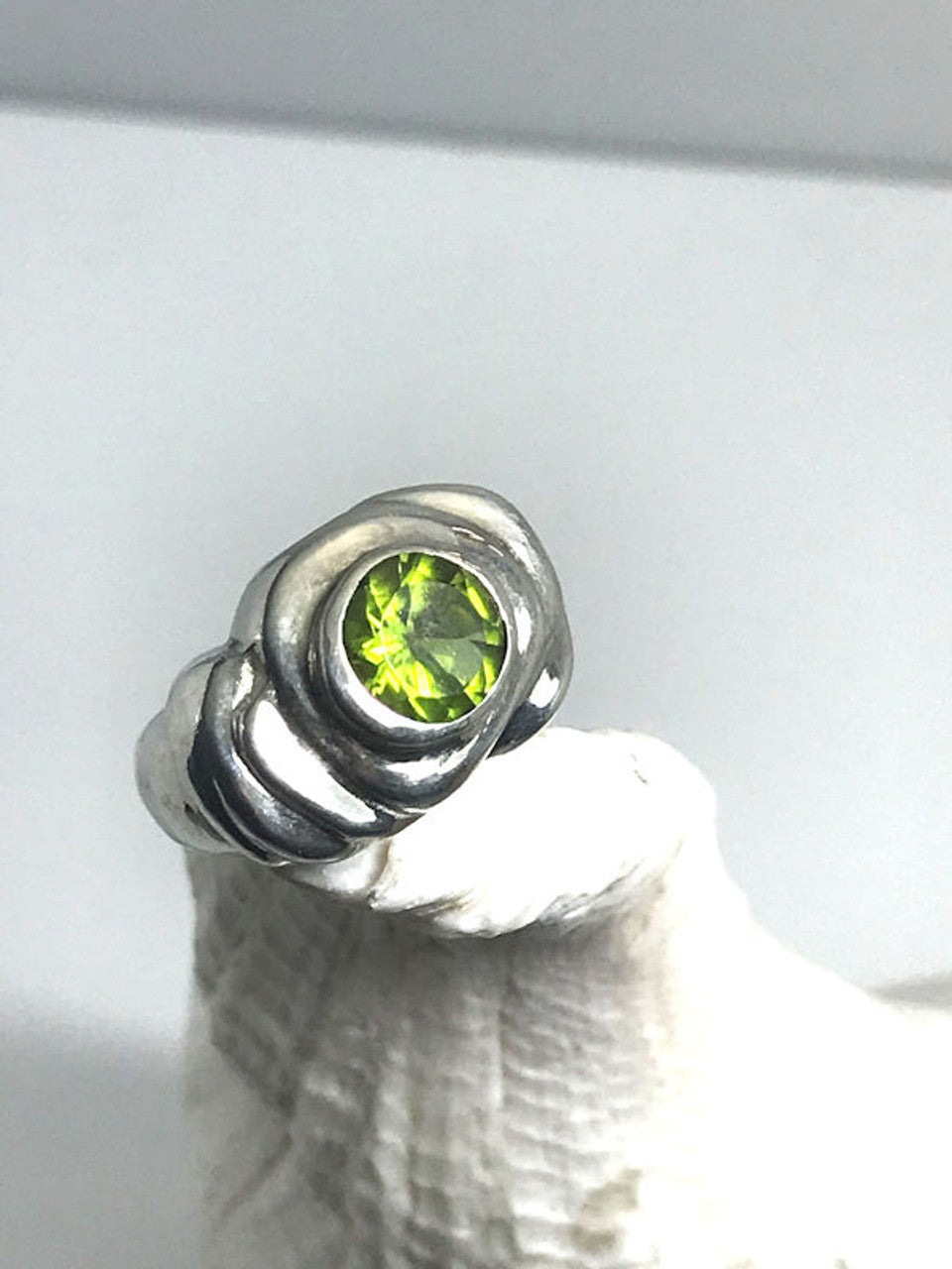 Peridot Step Silver Ring