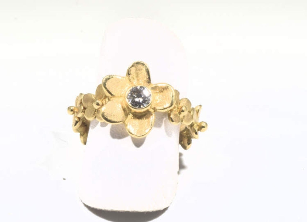 Diamond Flower 18K Yellow Gold Ring