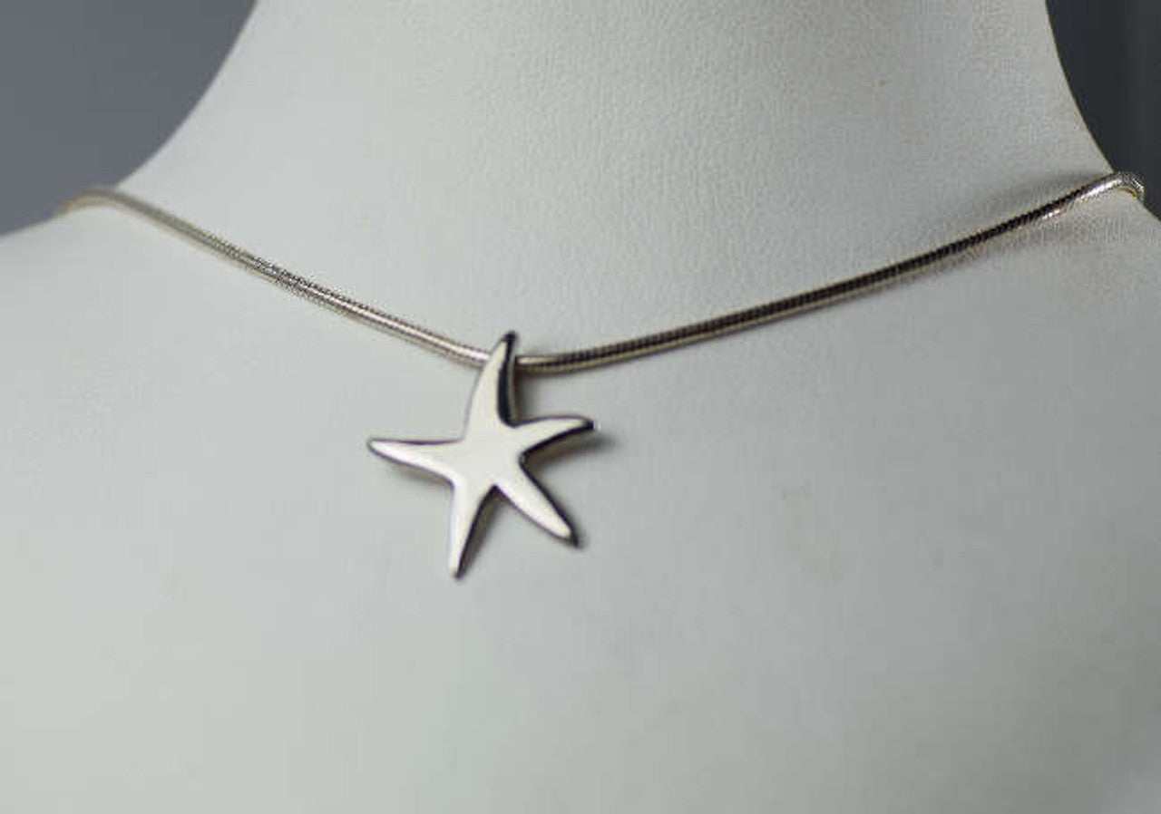 Starfish Pendant in Sterling Silver