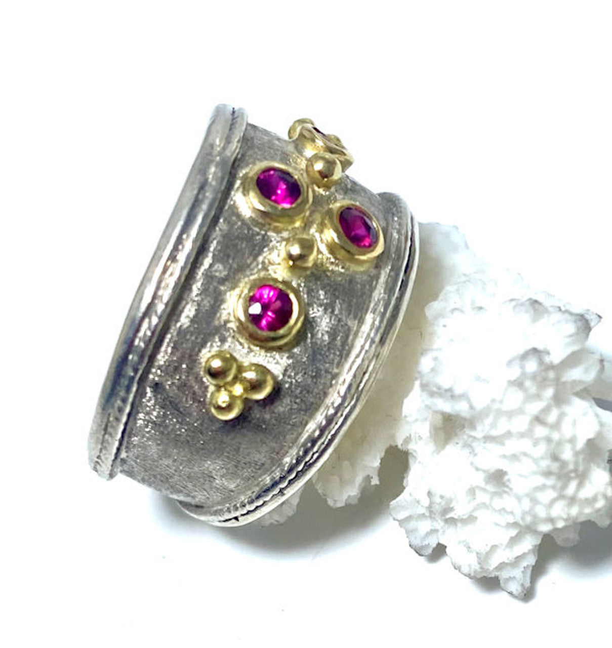 Pomegranate Sapphire Two Tone Ring